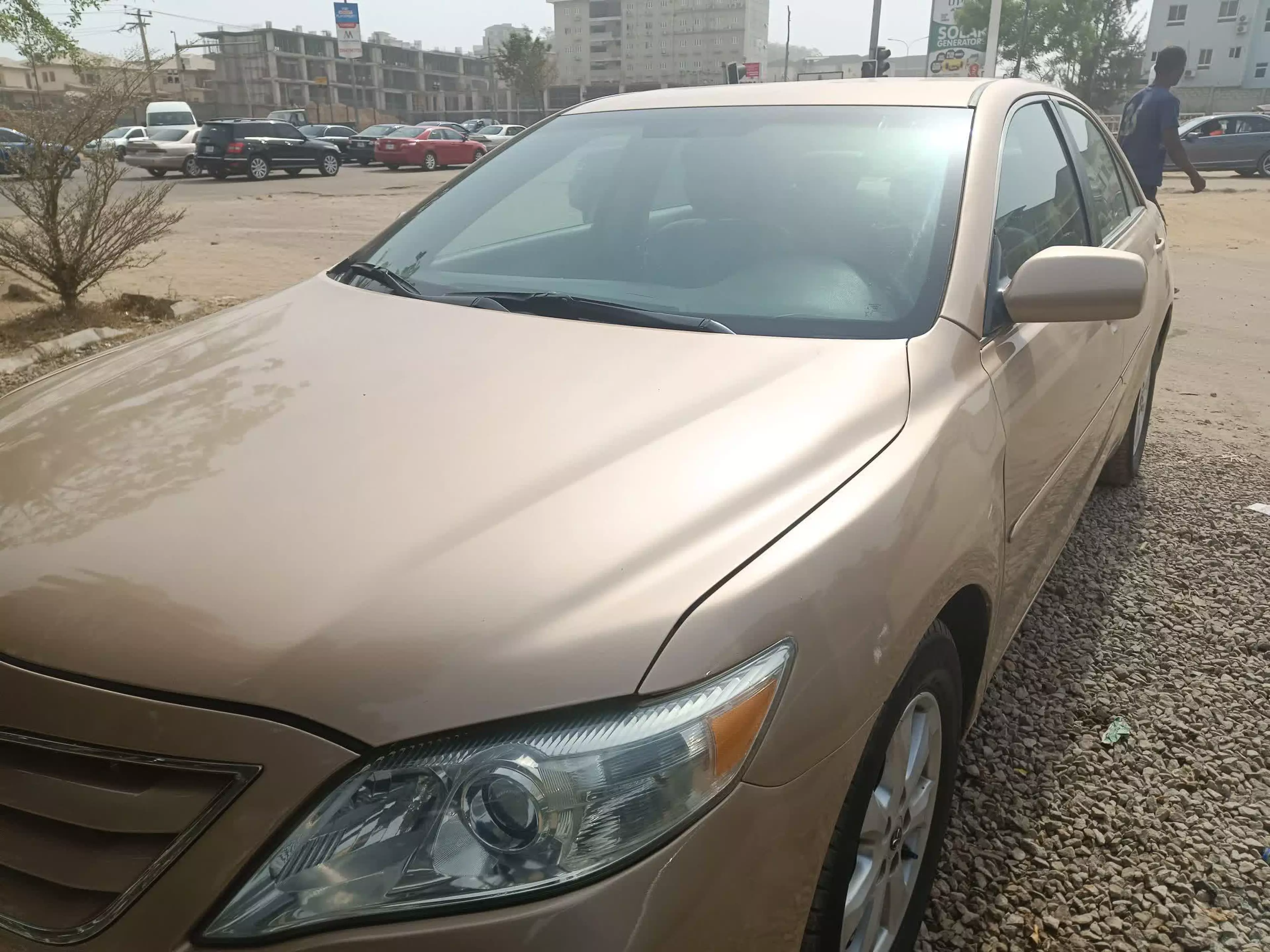 Toyota Camry - 2010