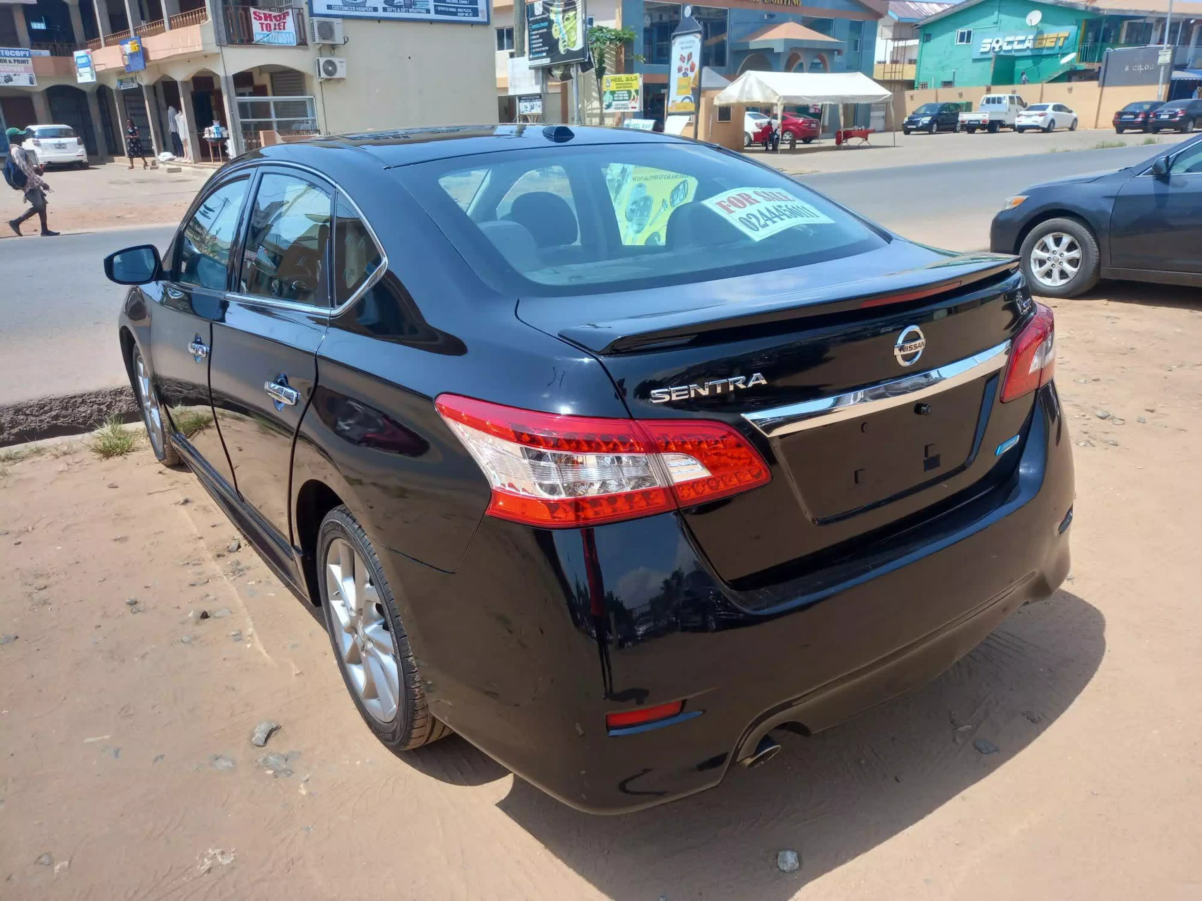 Nissan Sentra - 2014