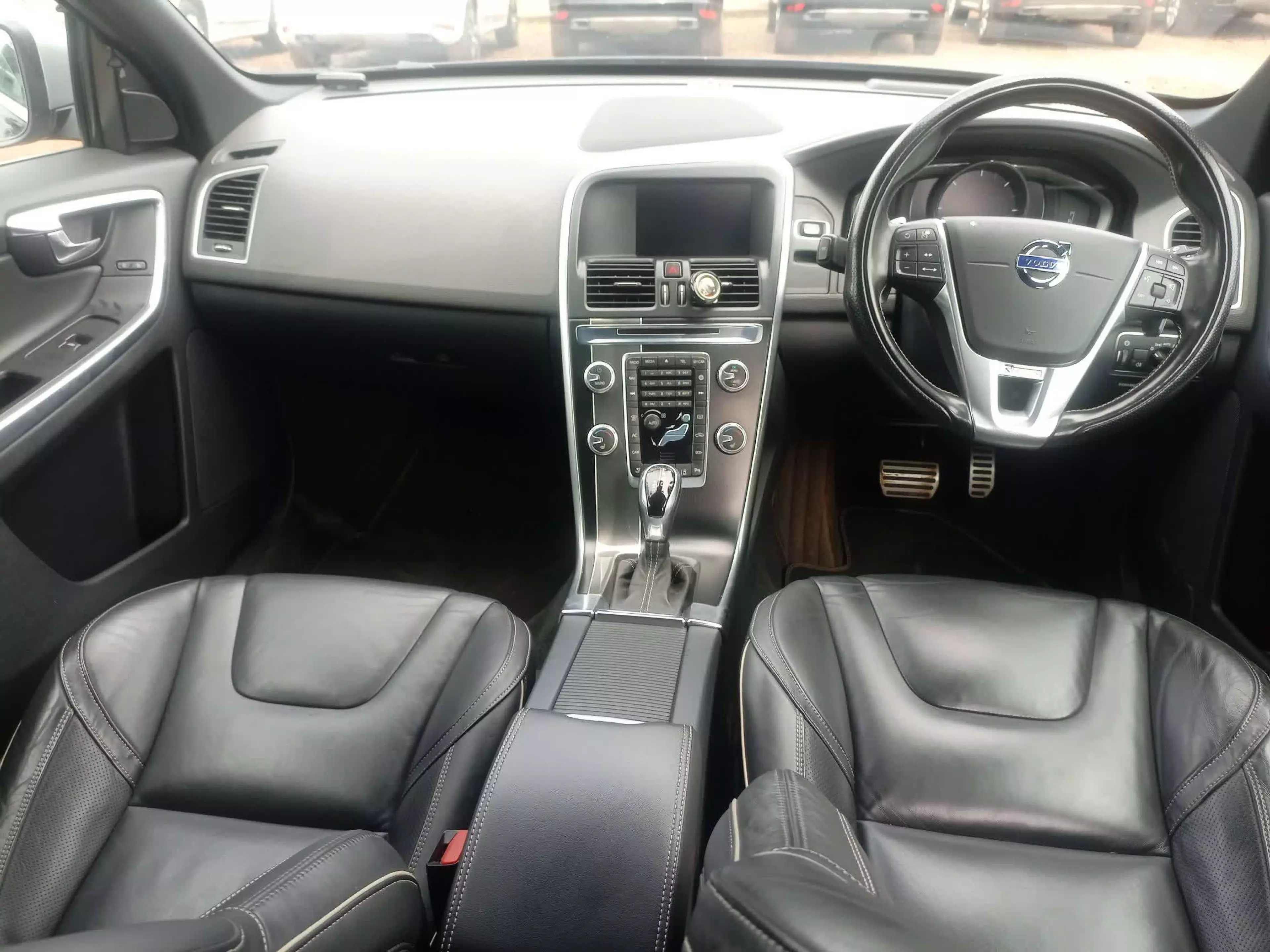 Volvo XC60   - 2016