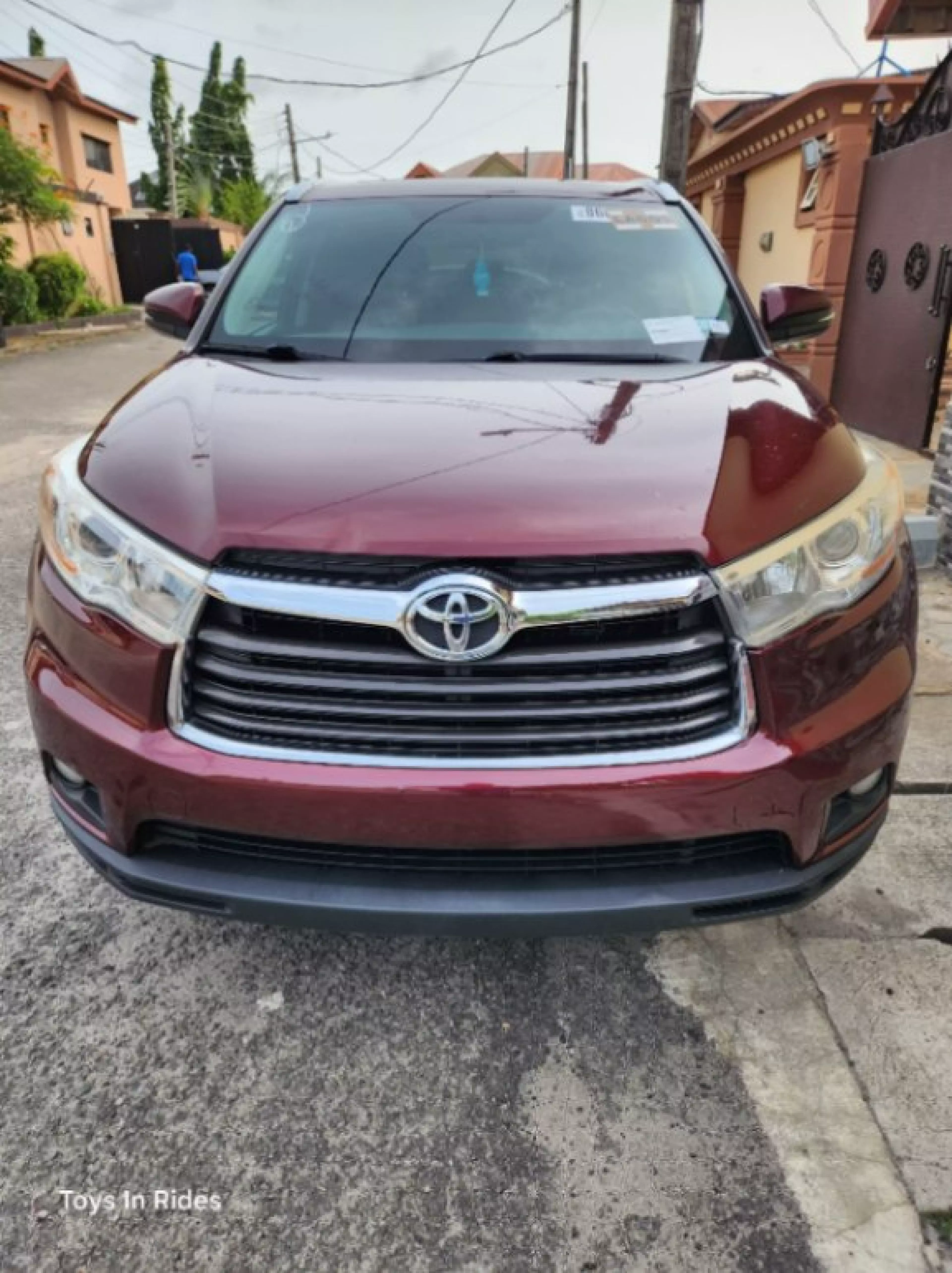 Toyota Highlander - 2014