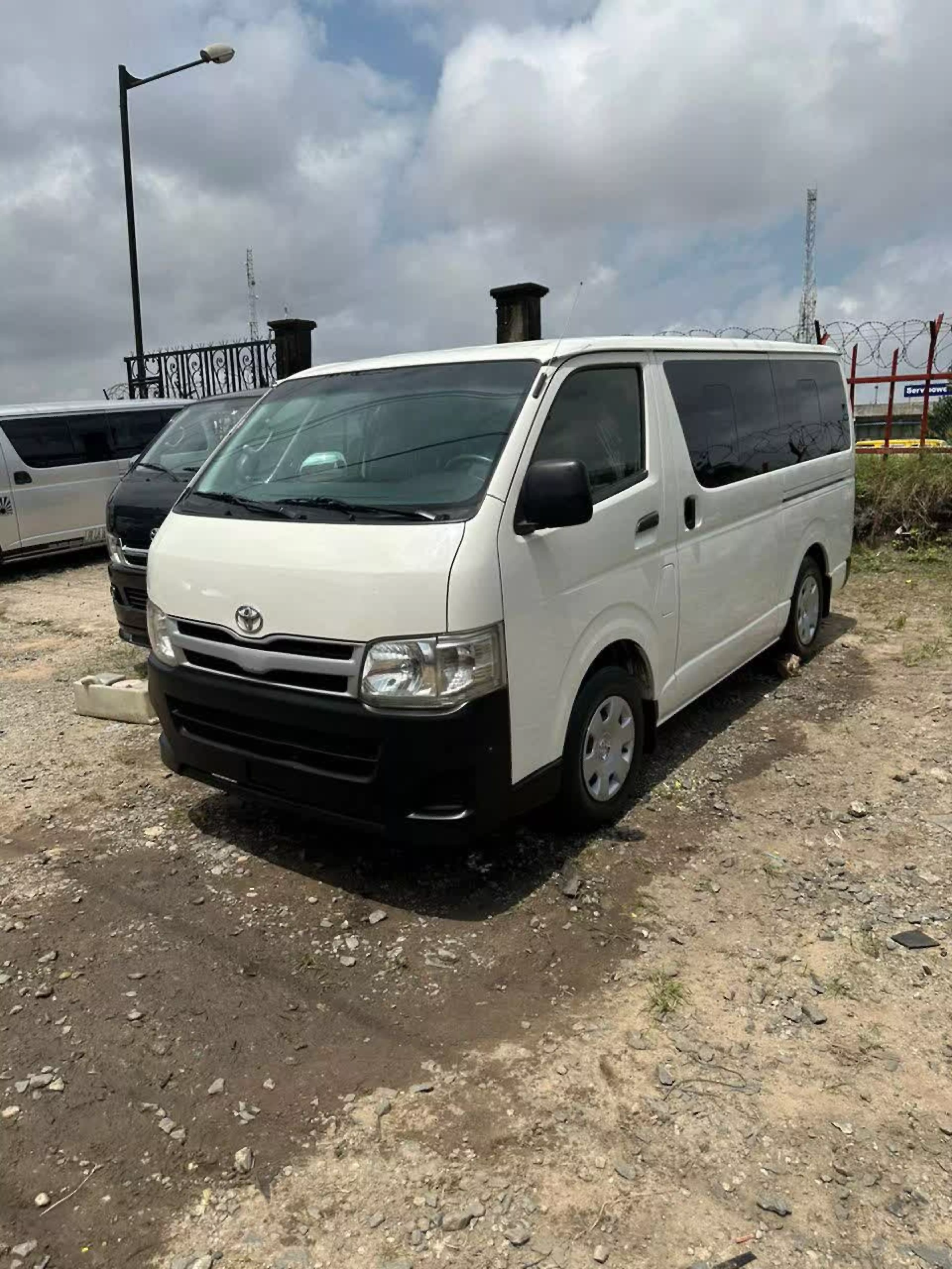 Toyota Hiace - 2013