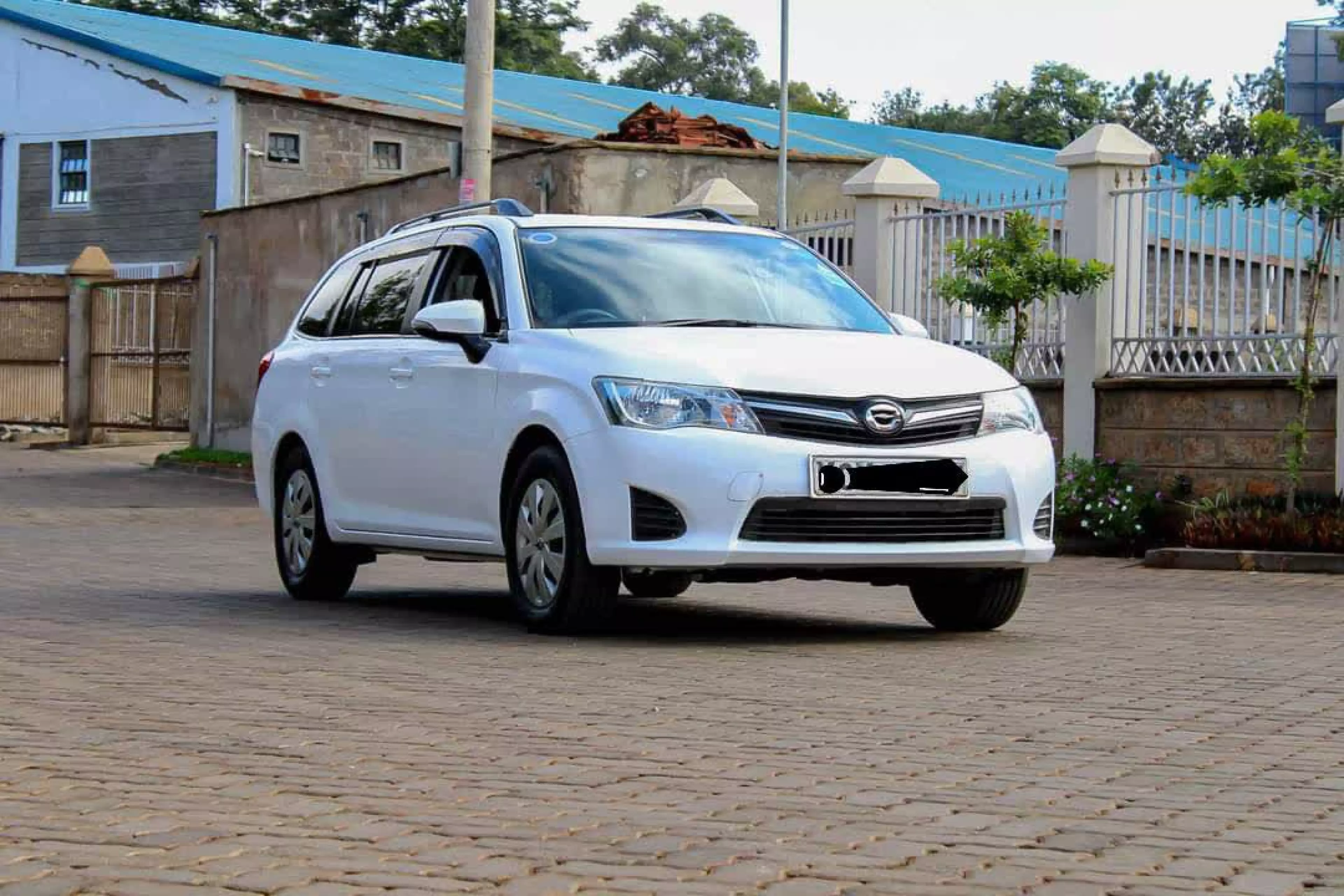 Toyota Fielder  - 2013