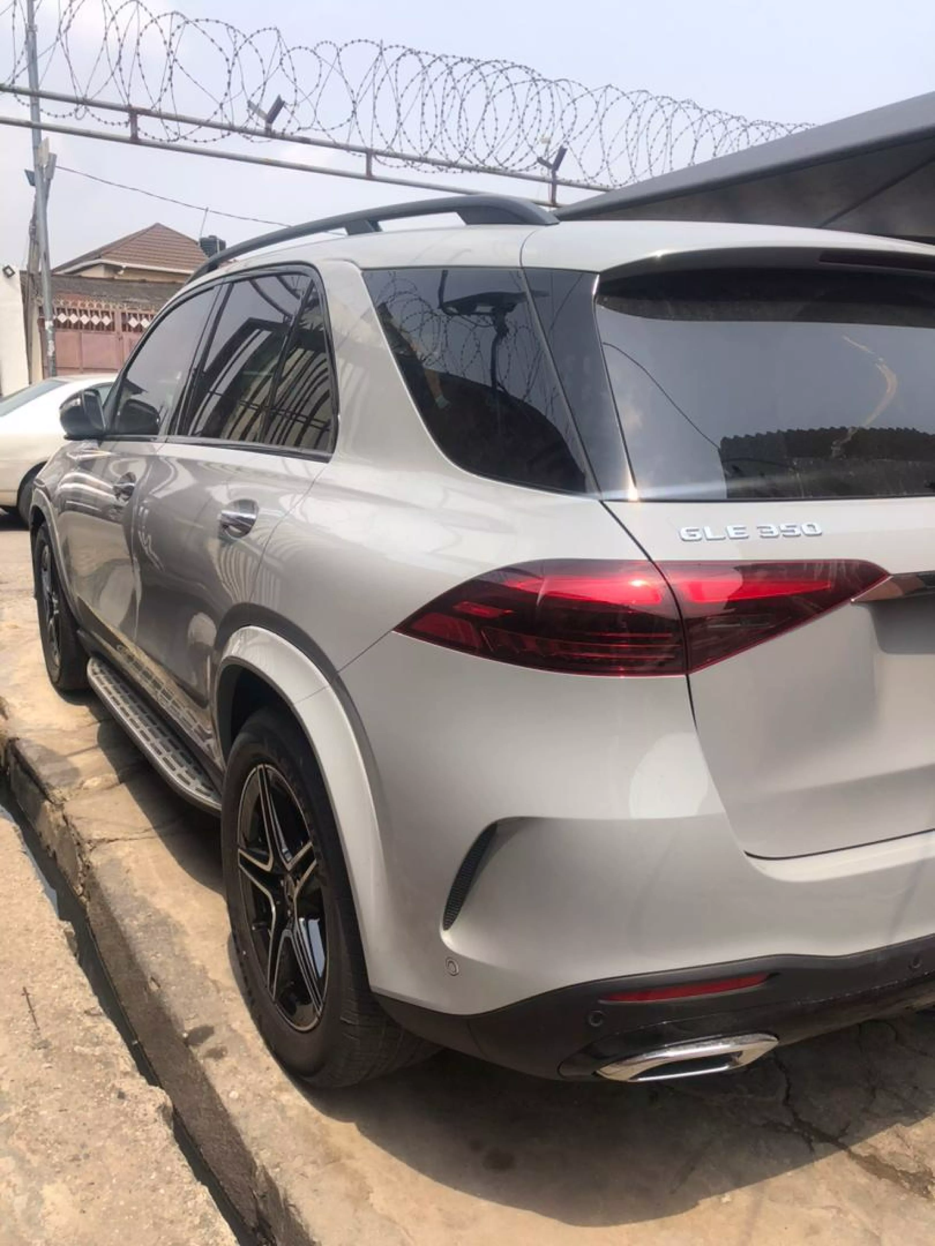 Mercedes-Benz GLE 350   - 2024