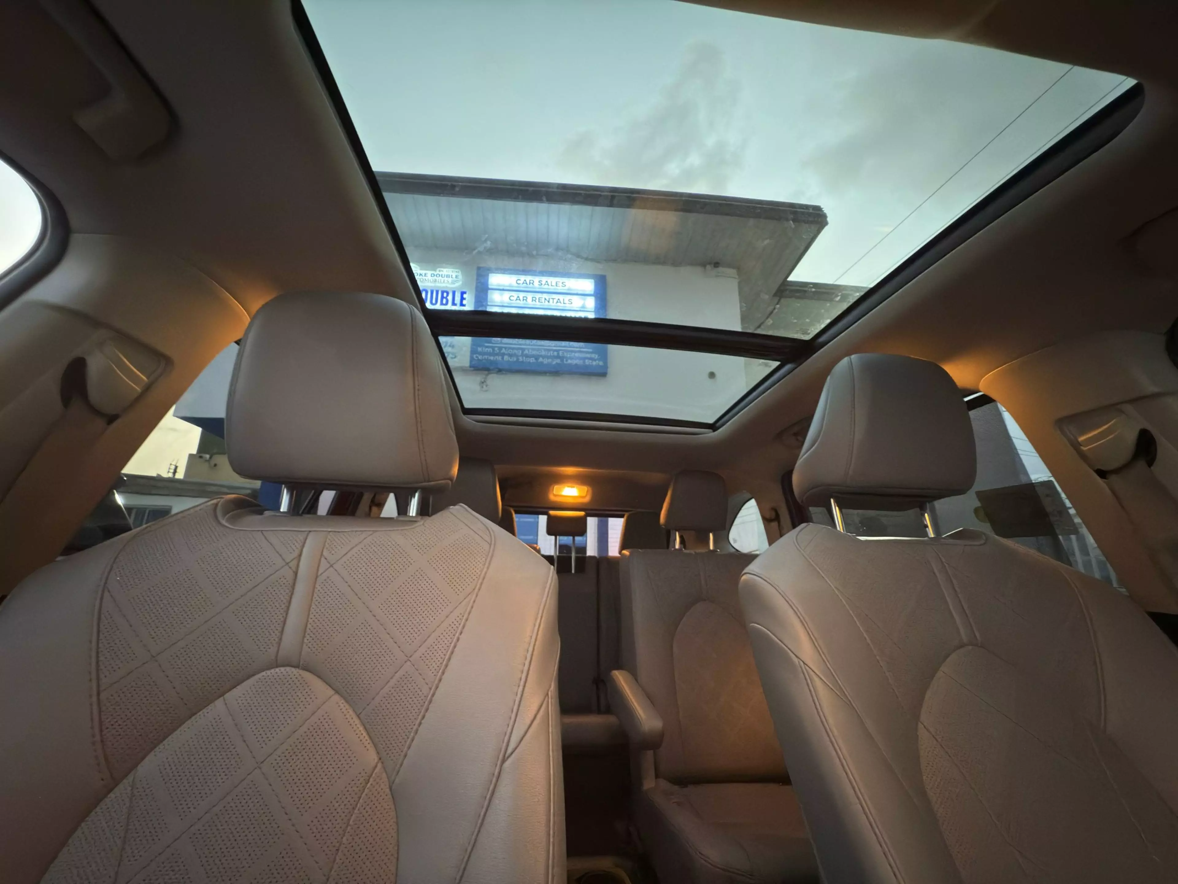 Toyota Highlander   - 2021