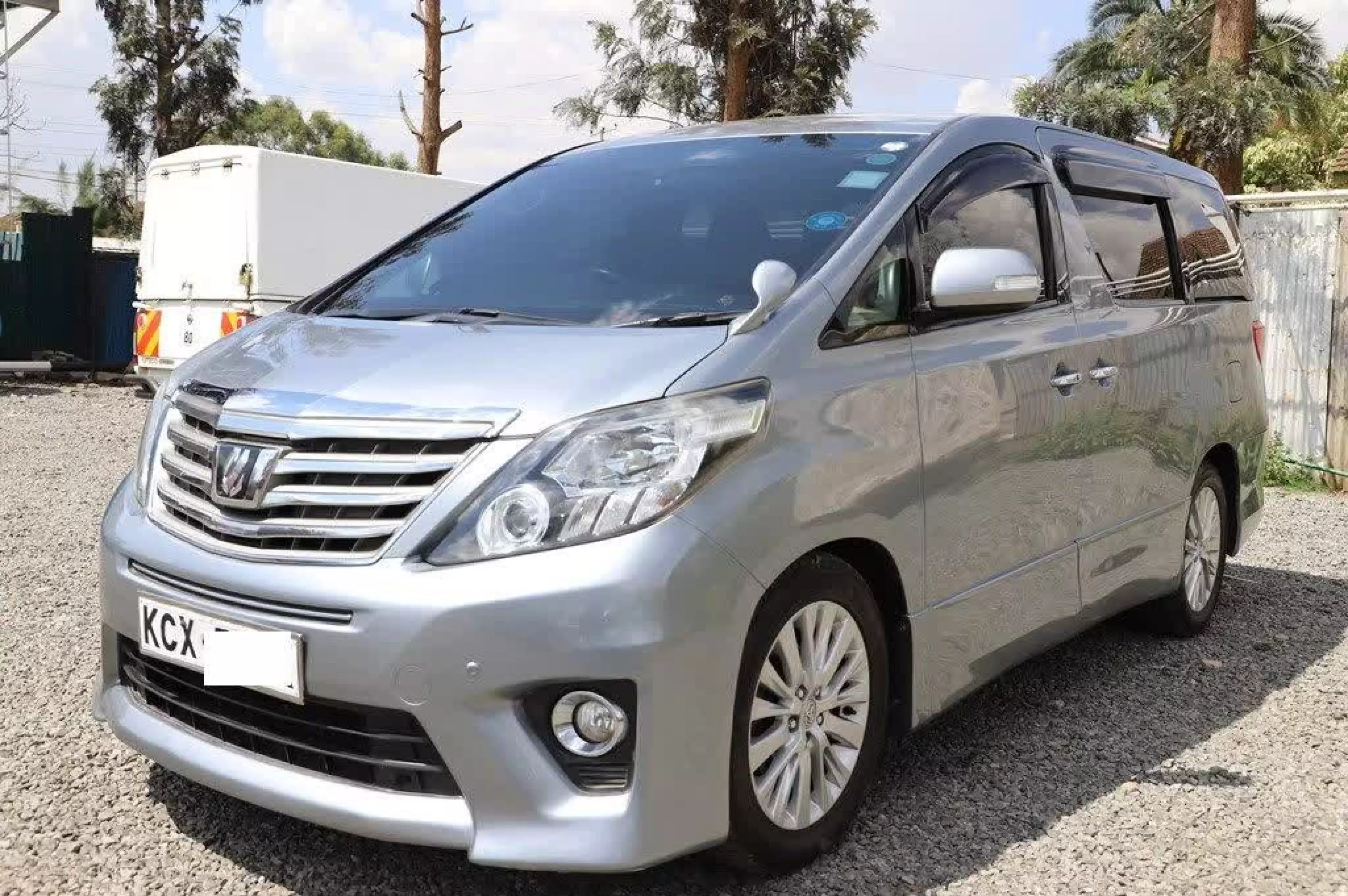 Toyota Alphard - 2012