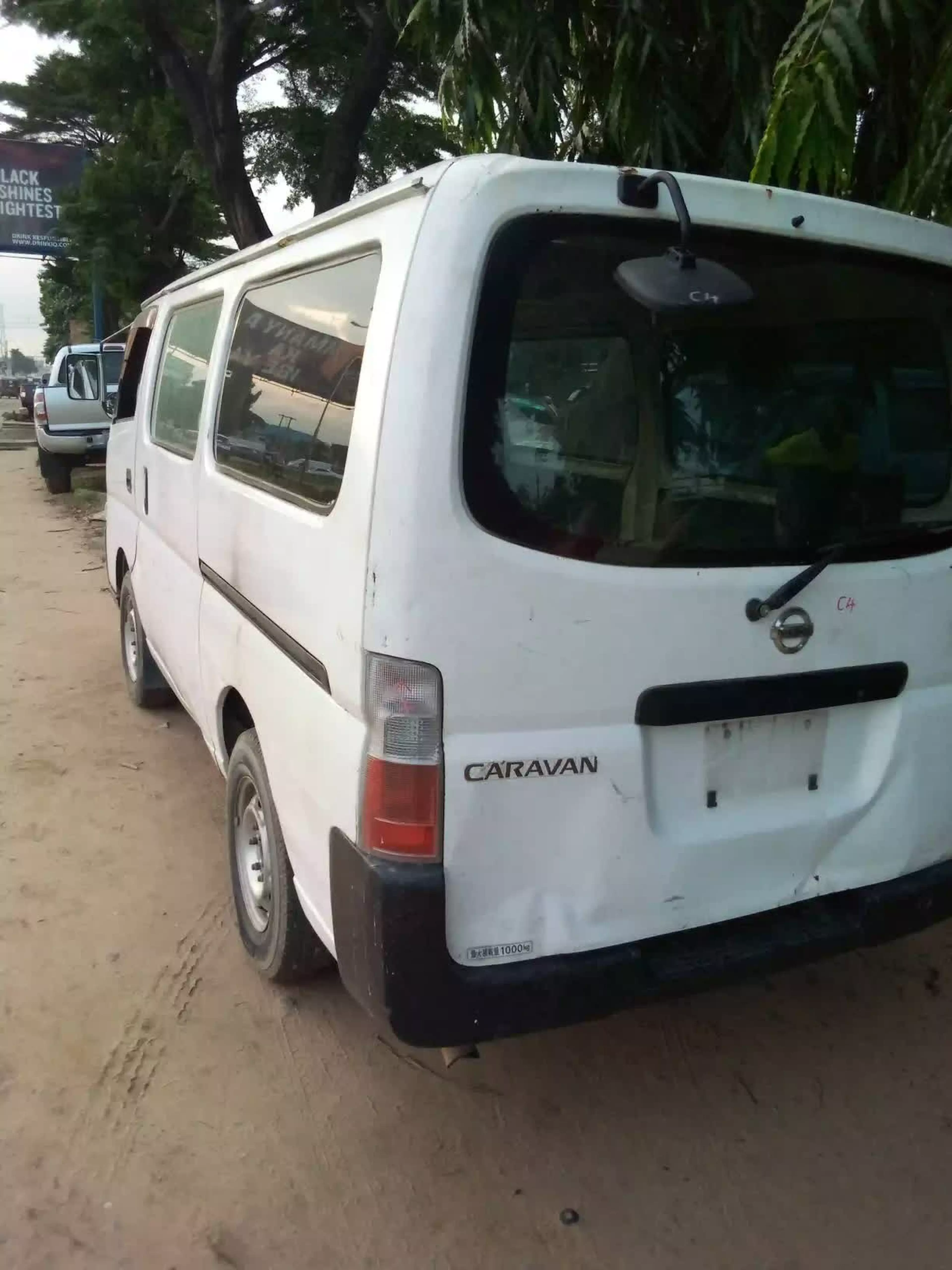 Nissan Caravan  - 2006