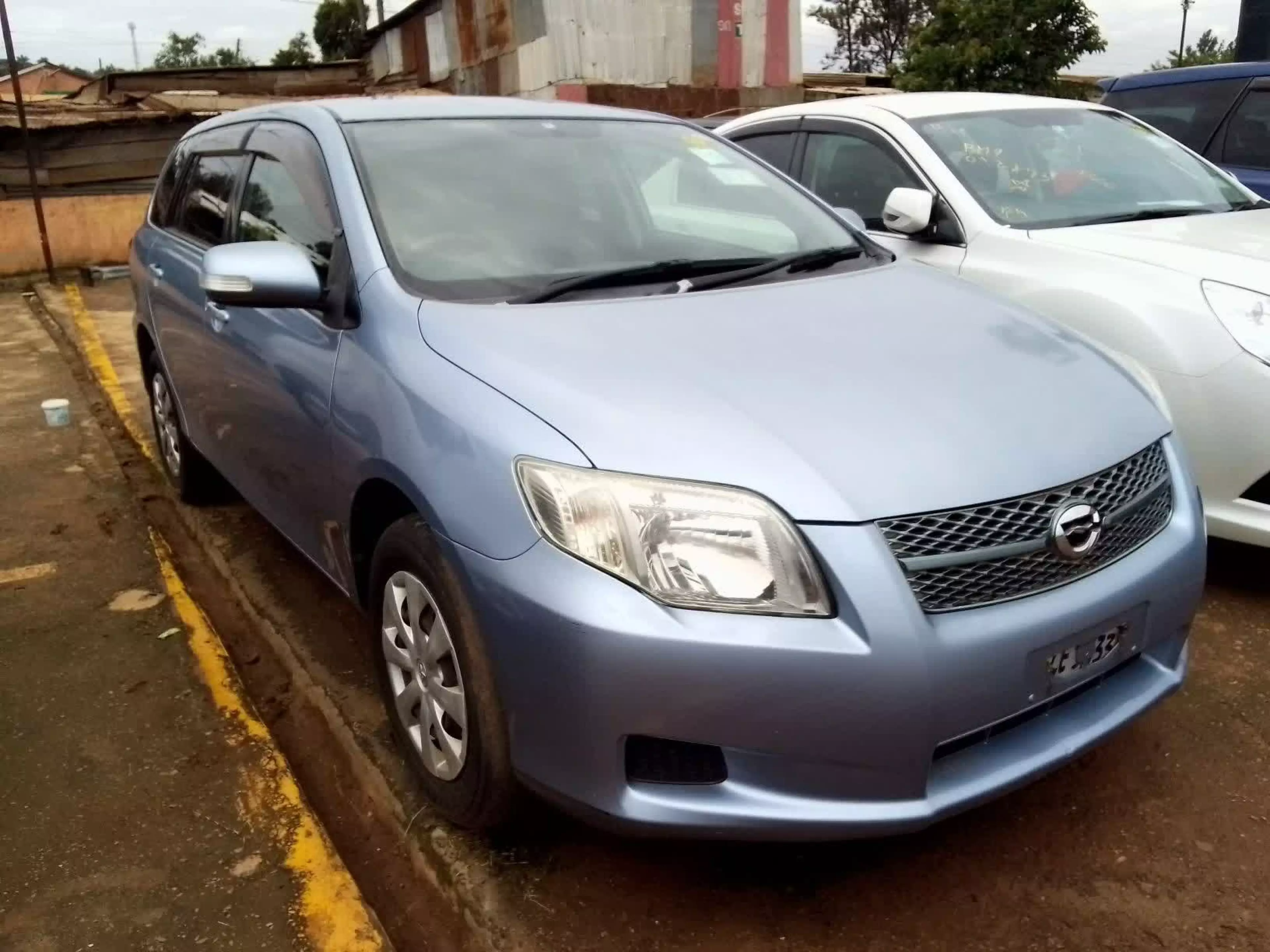 Toyota Fielder  - 2009