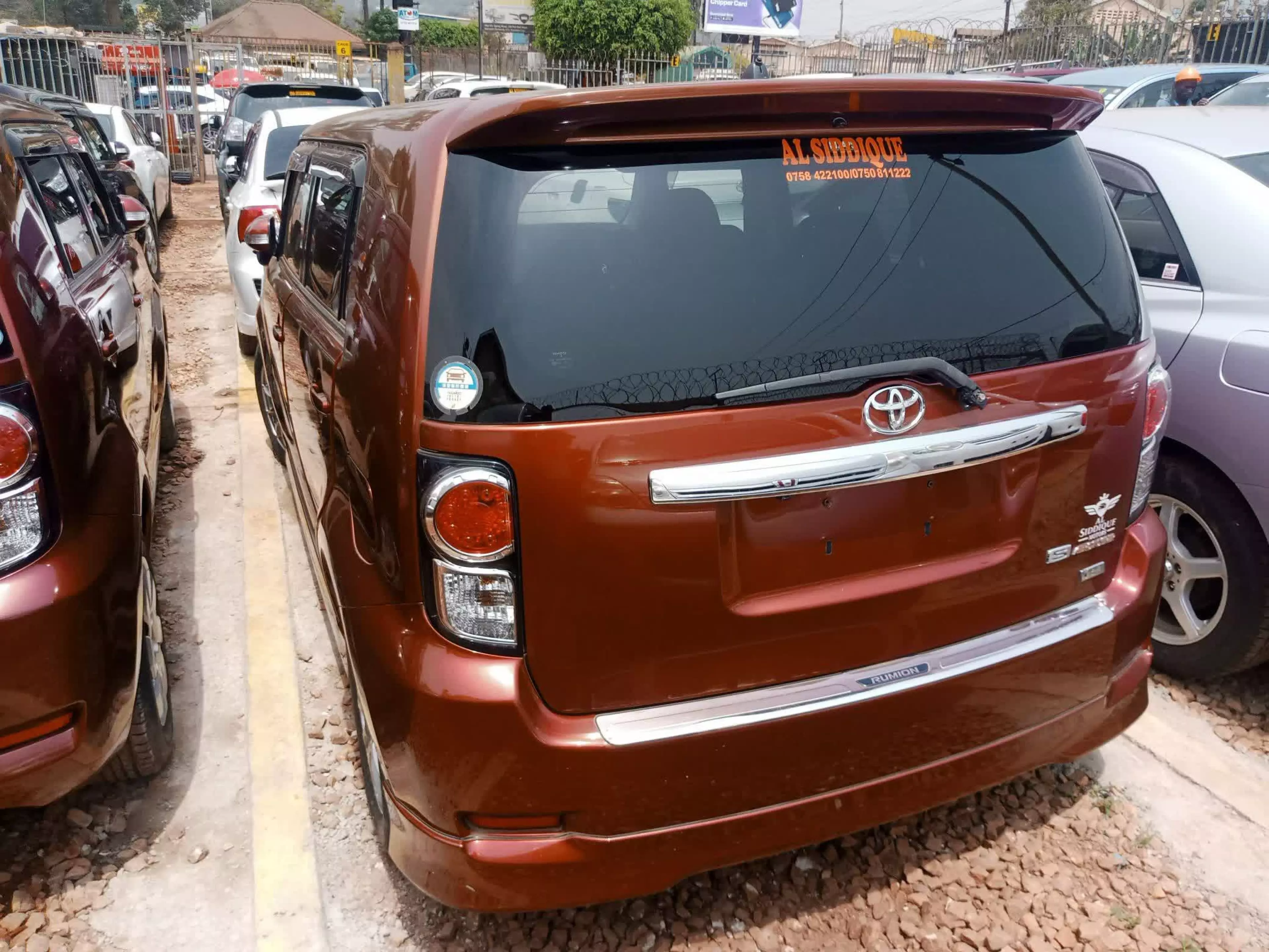 Toyota Rumion - 2010