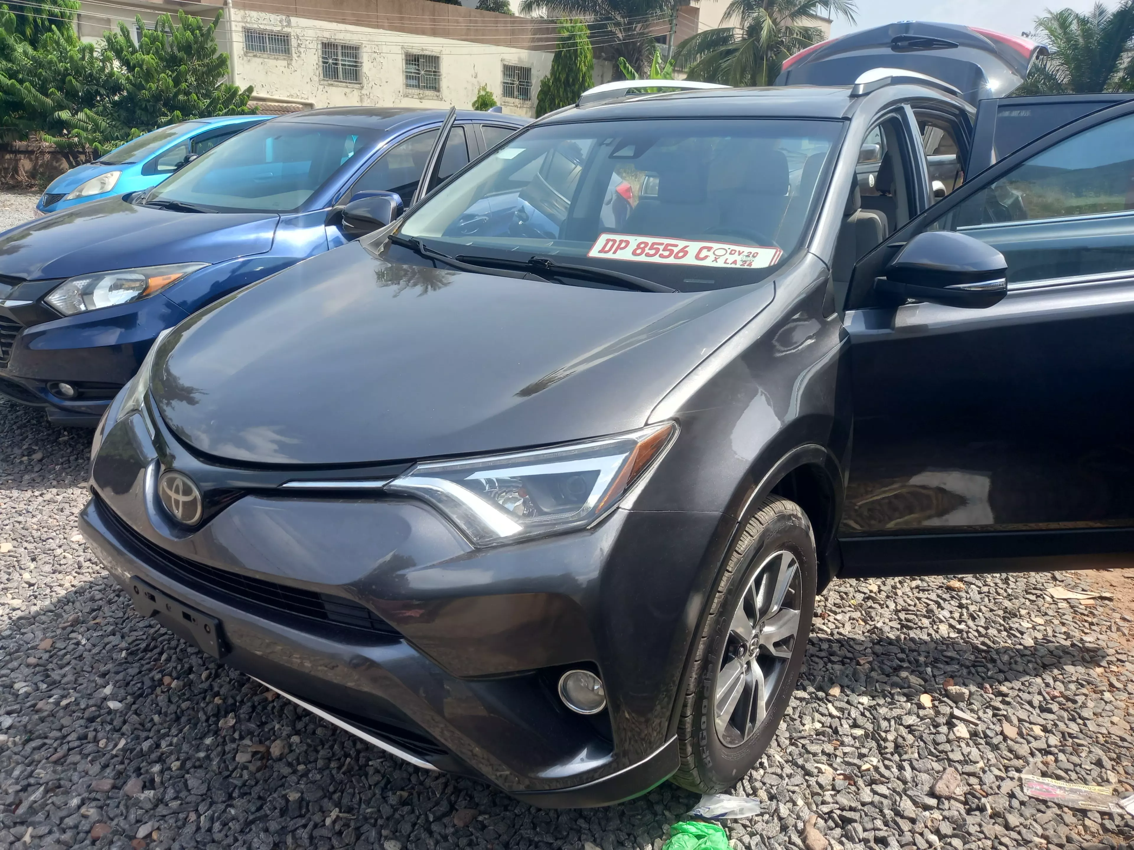 Toyota RAV 4   - 2018