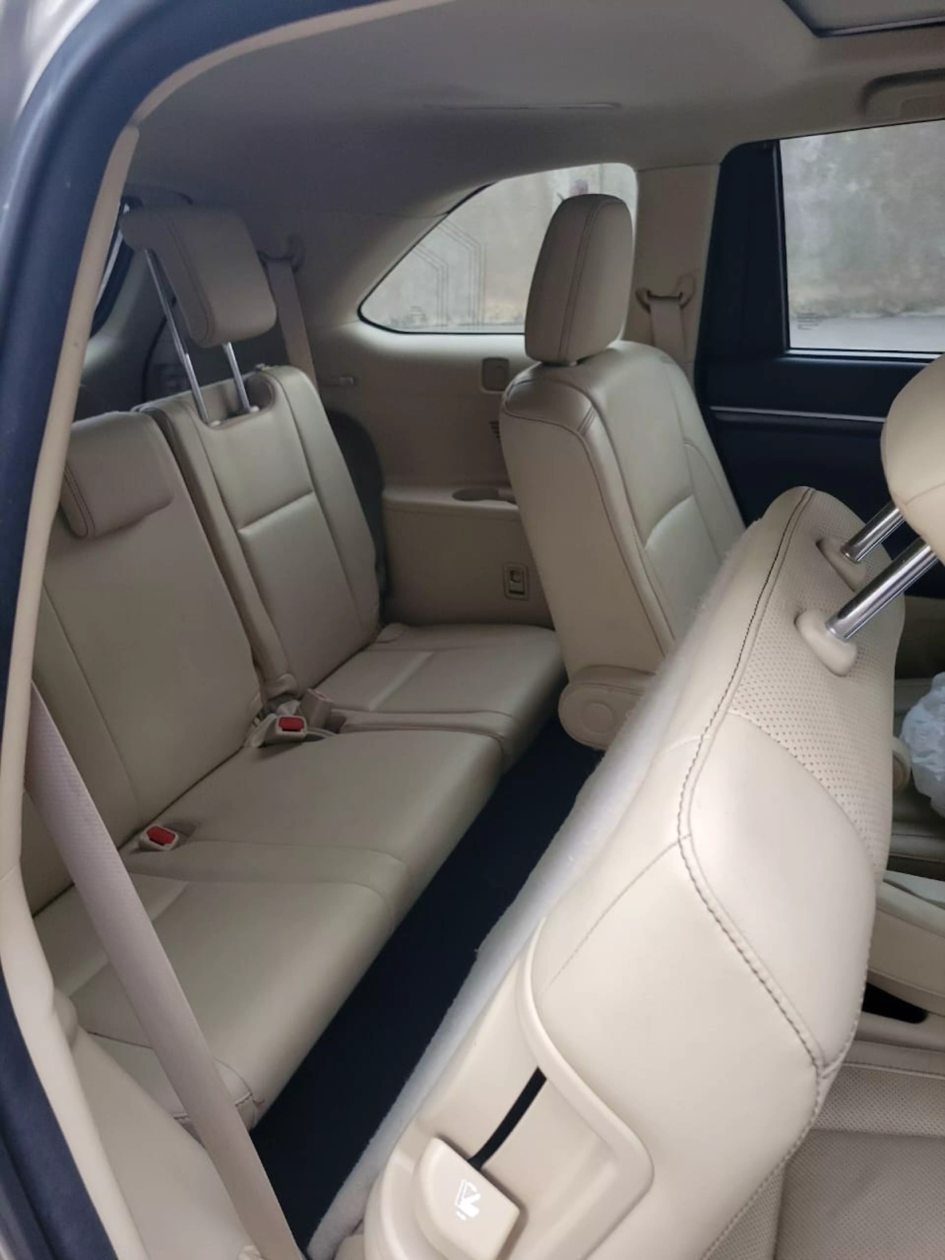 Toyota Highlander   - 2014