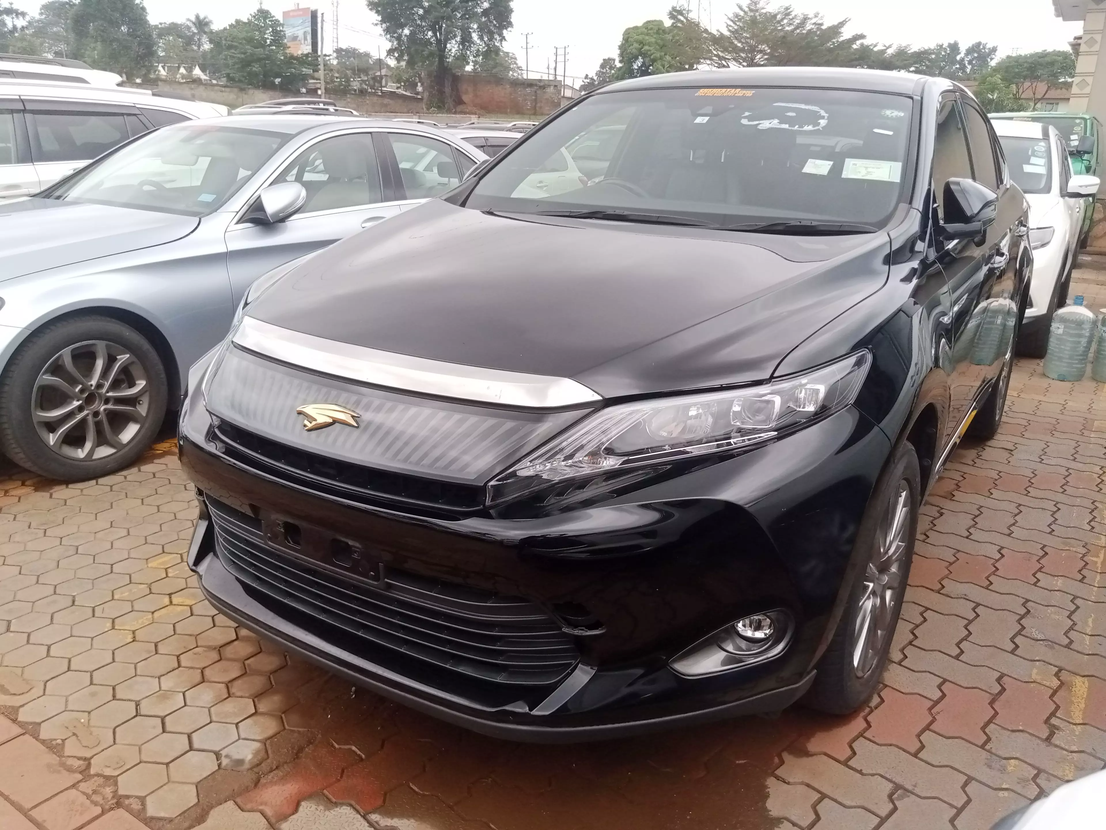 Toyota Harrier - 2015