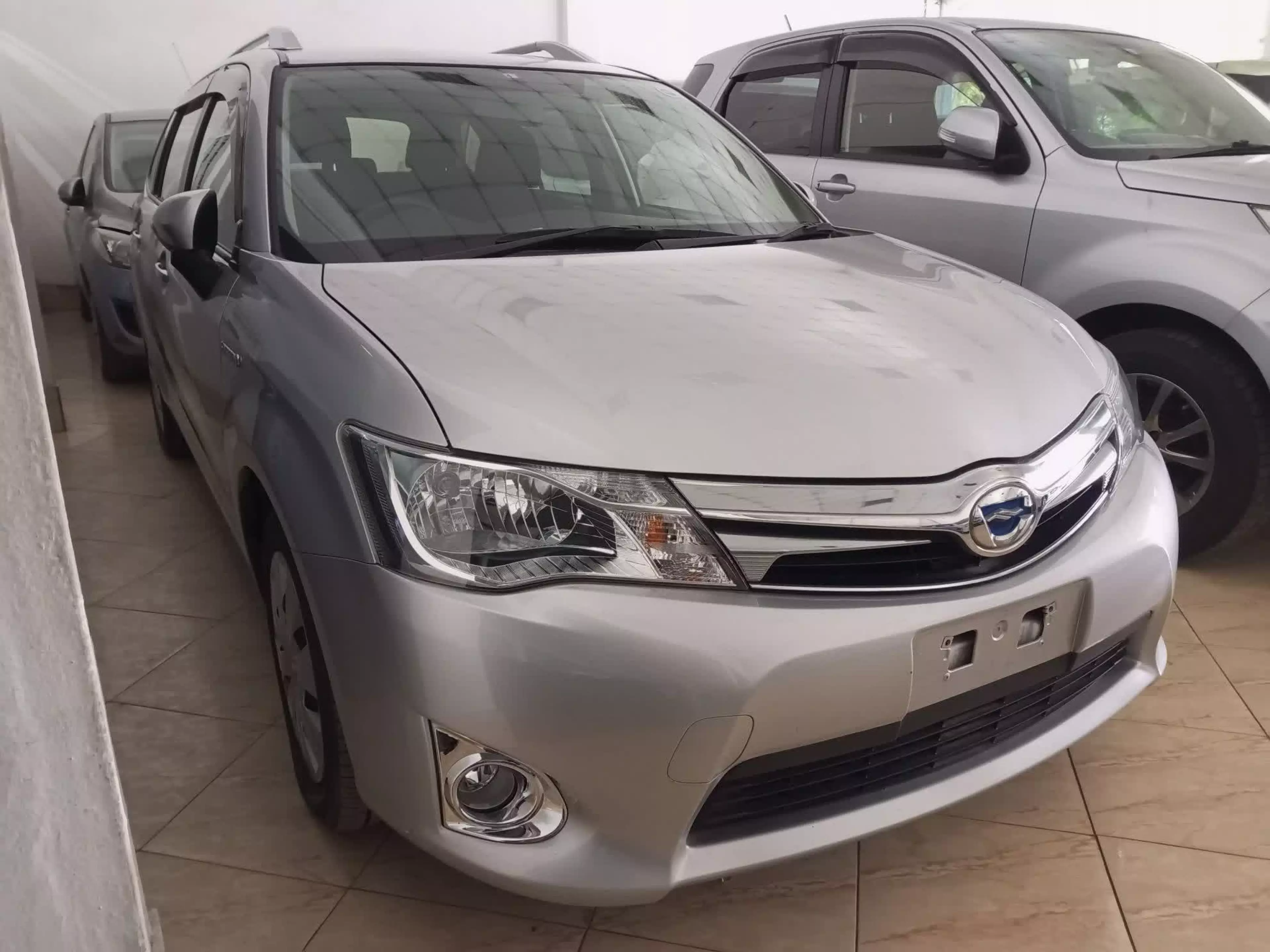 Toyota Fielder hybrid  - 2015