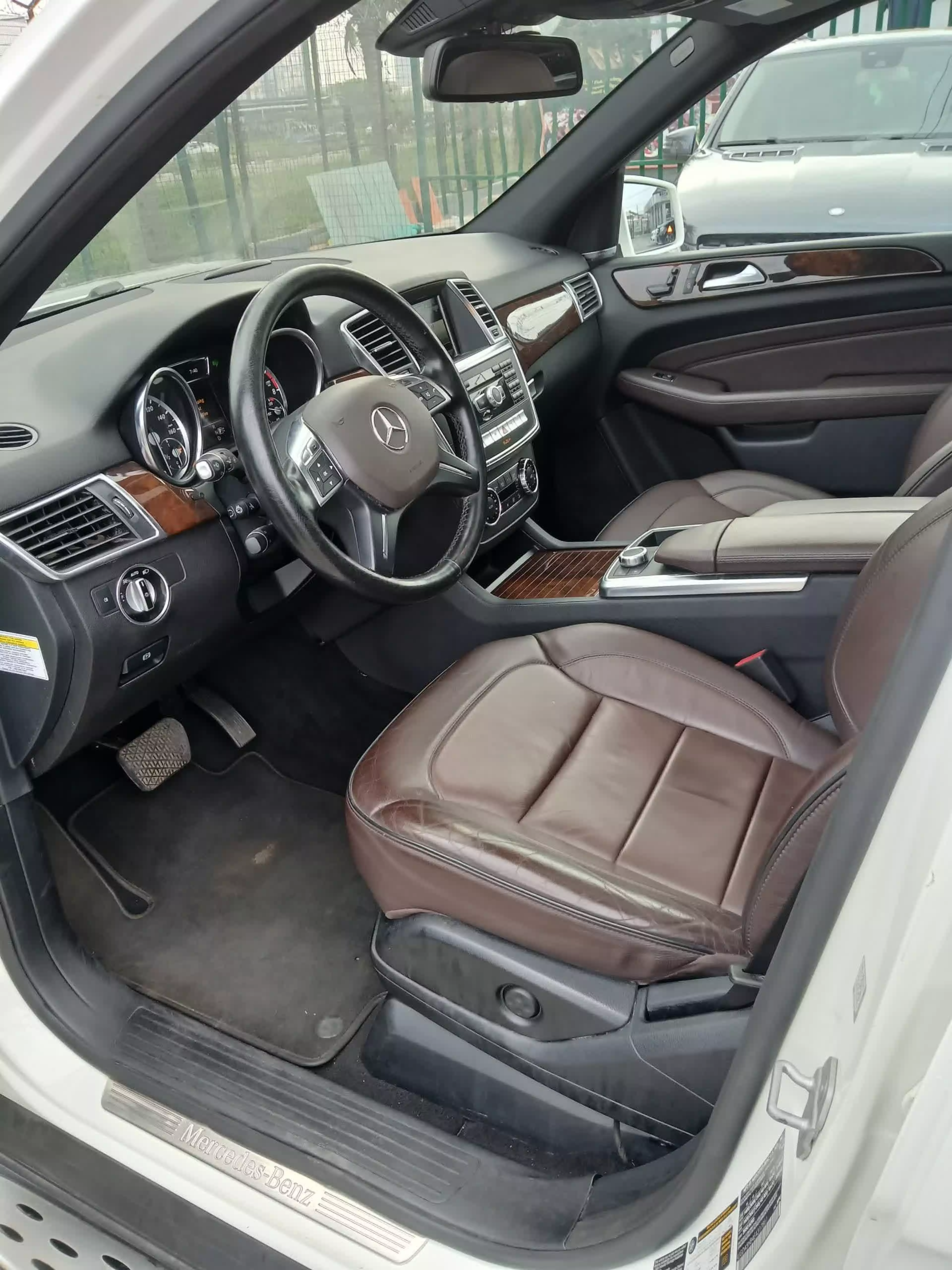 Mercedes-Benz ML 350   - 2014