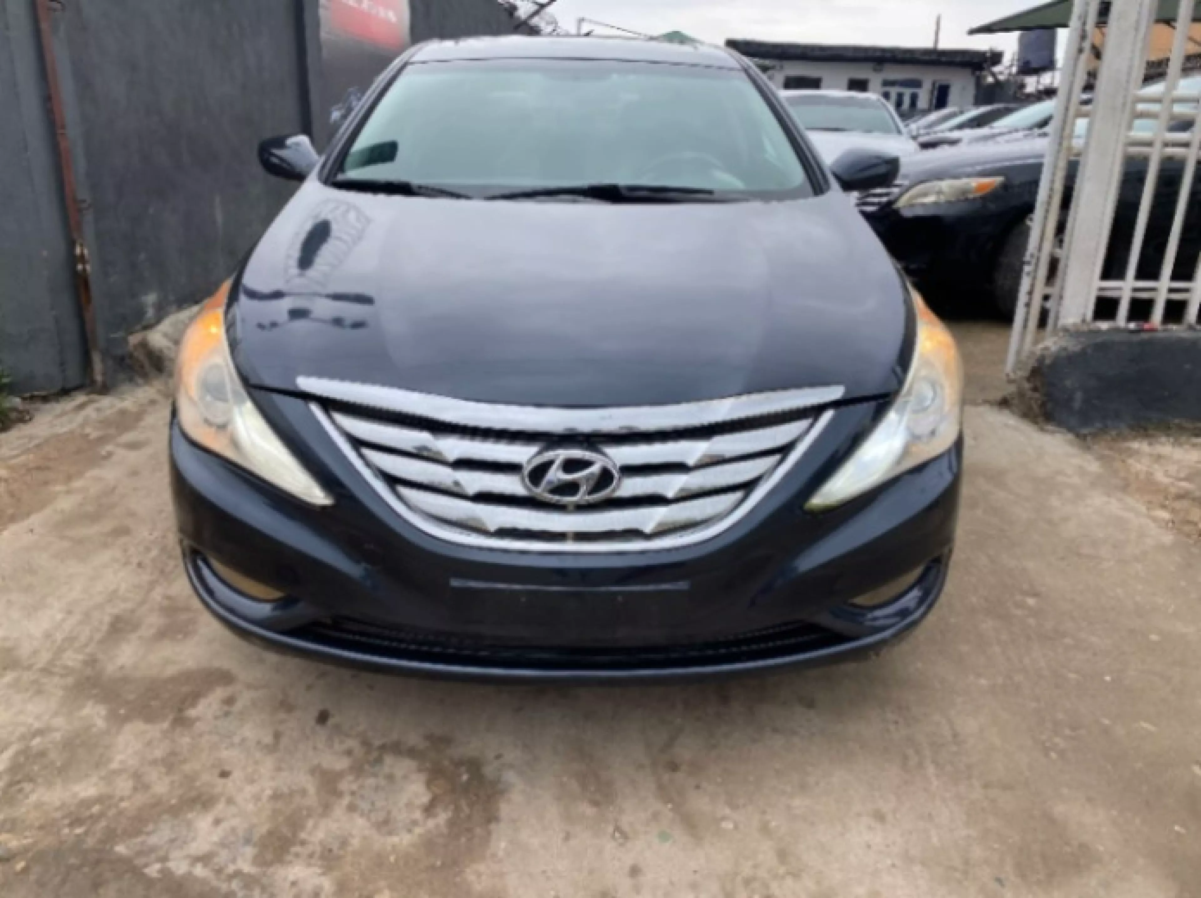 Hyundai Sonata - 2011