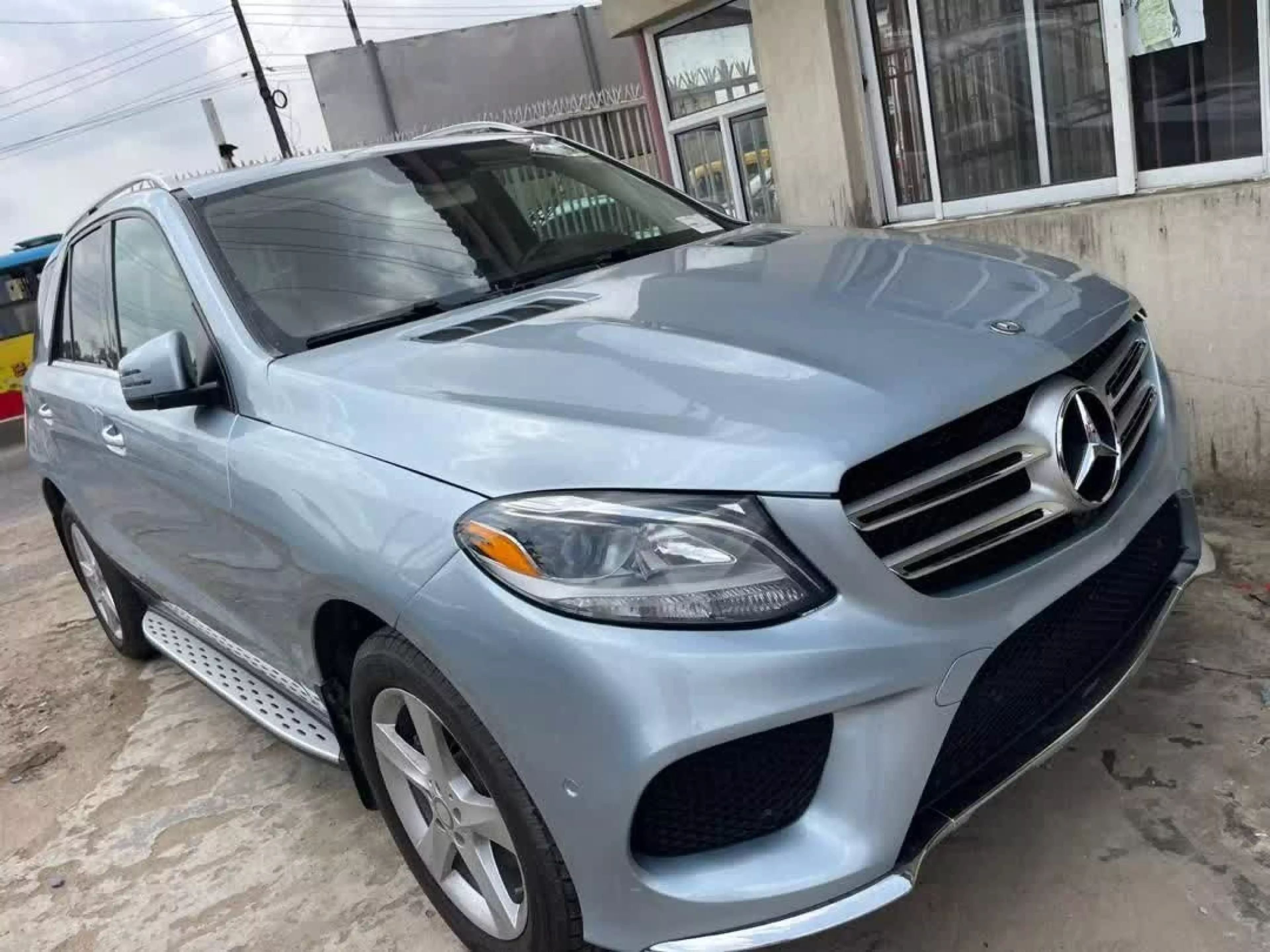Mercedes-Benz GLE 350 - 2016