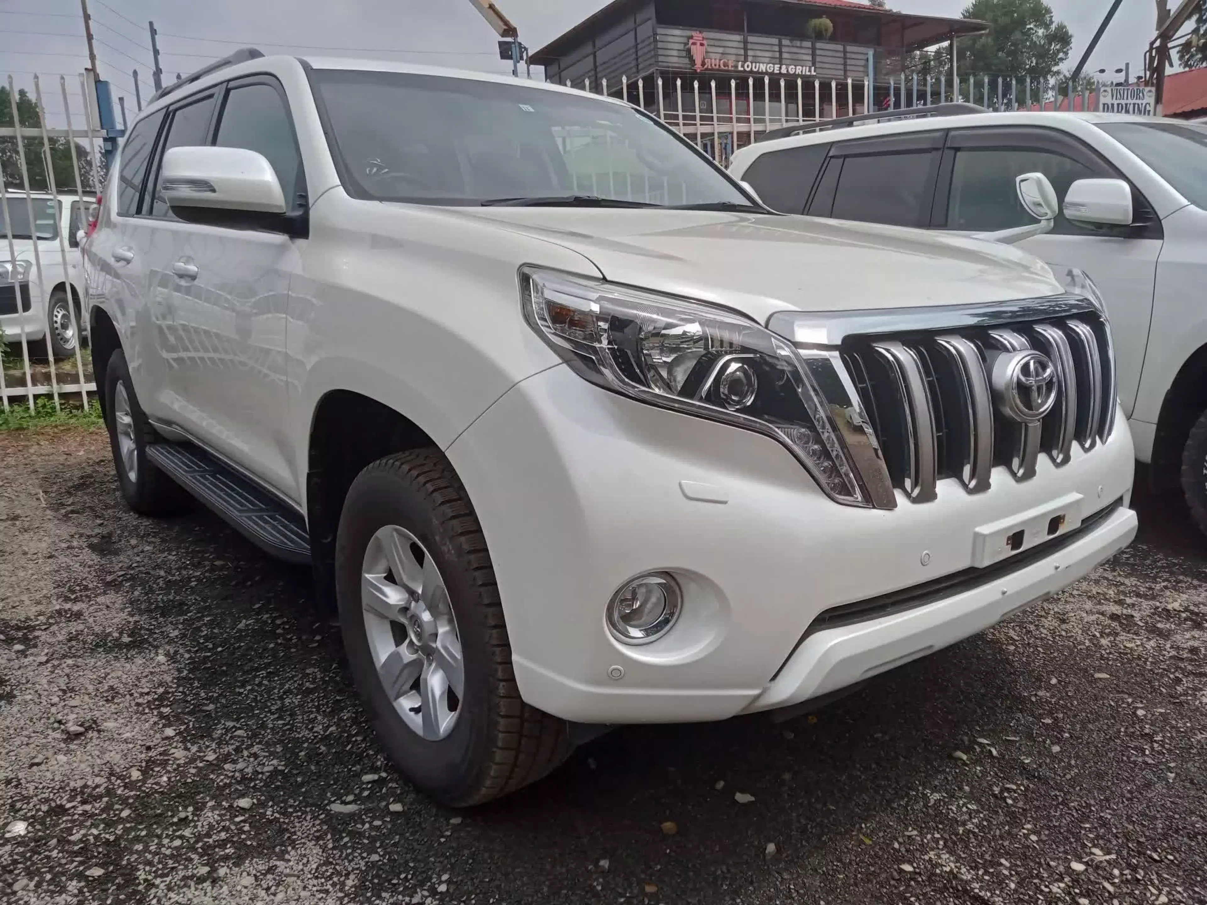 Toyota Landcruiser prado TX - 2015