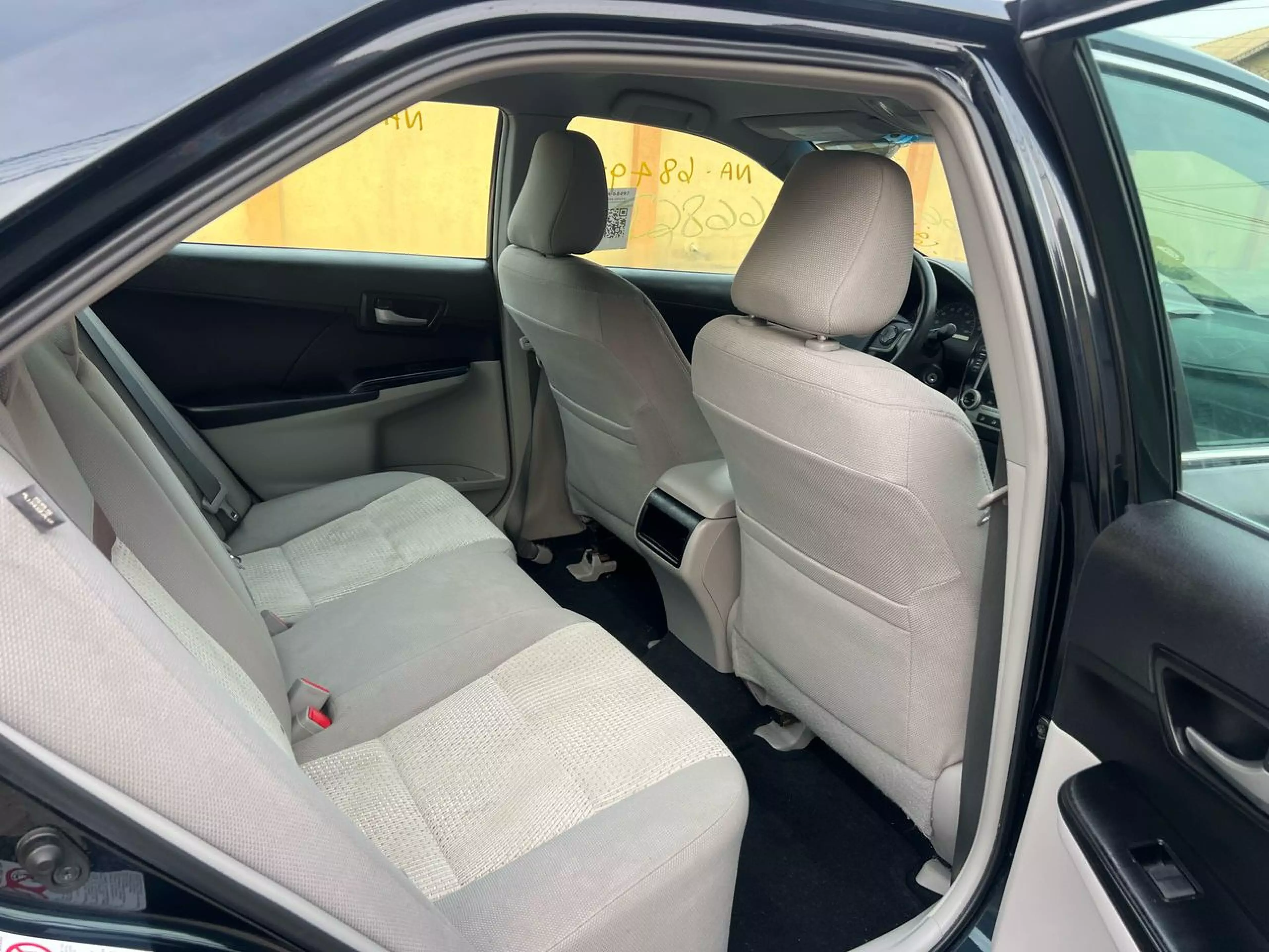 Toyota Camry   - 2012