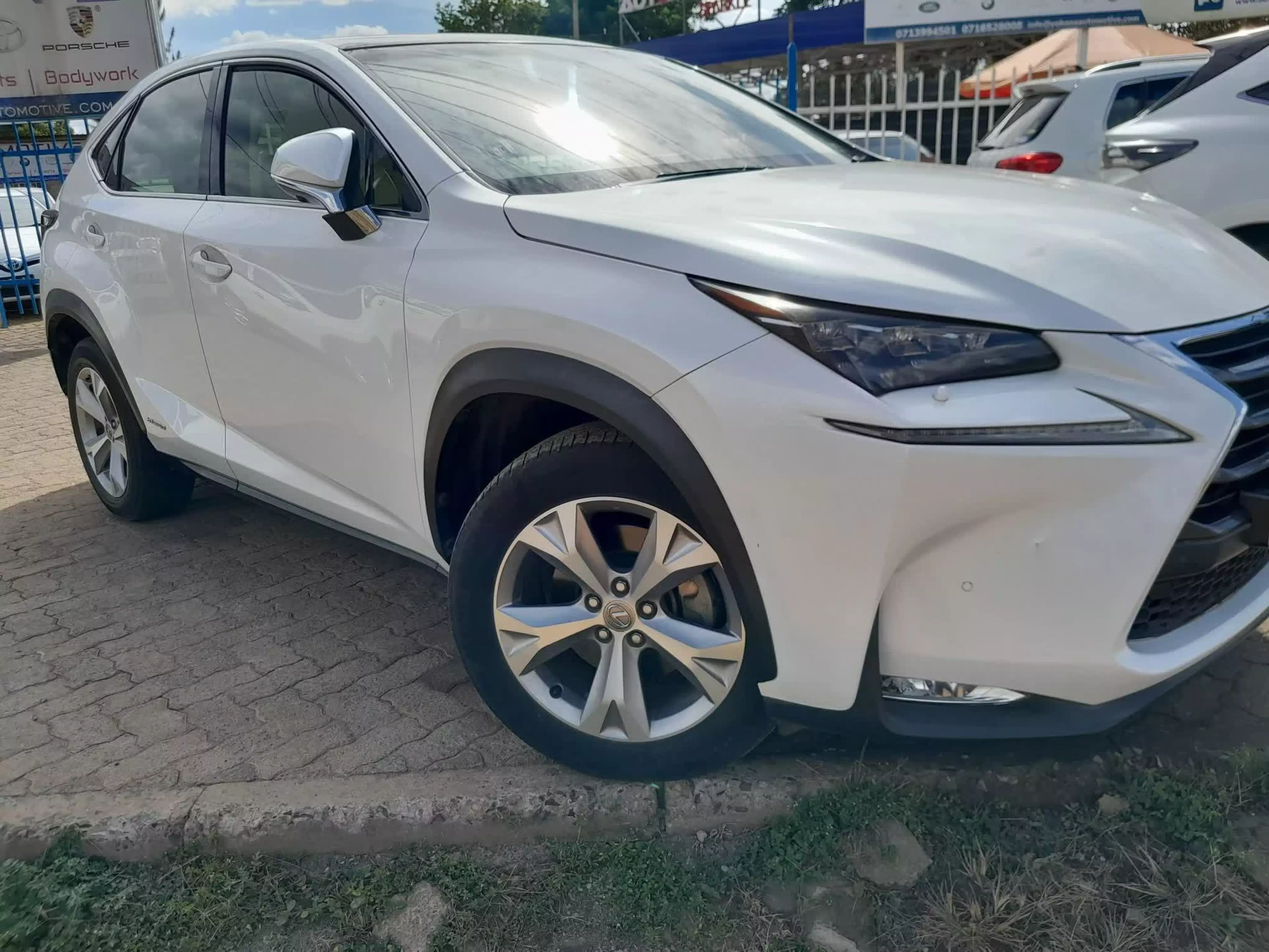 Lexus NX 300 - 2015