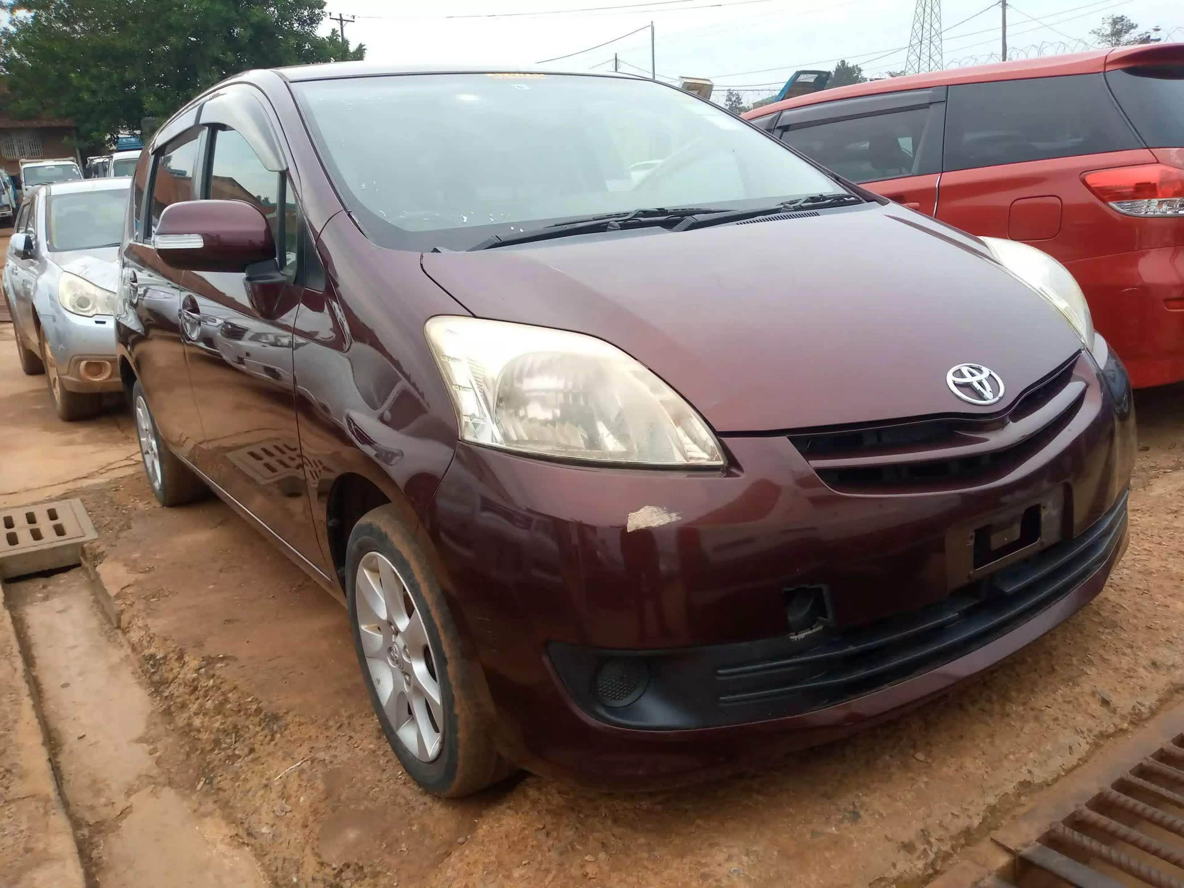Toyota Passo Sette - 2009