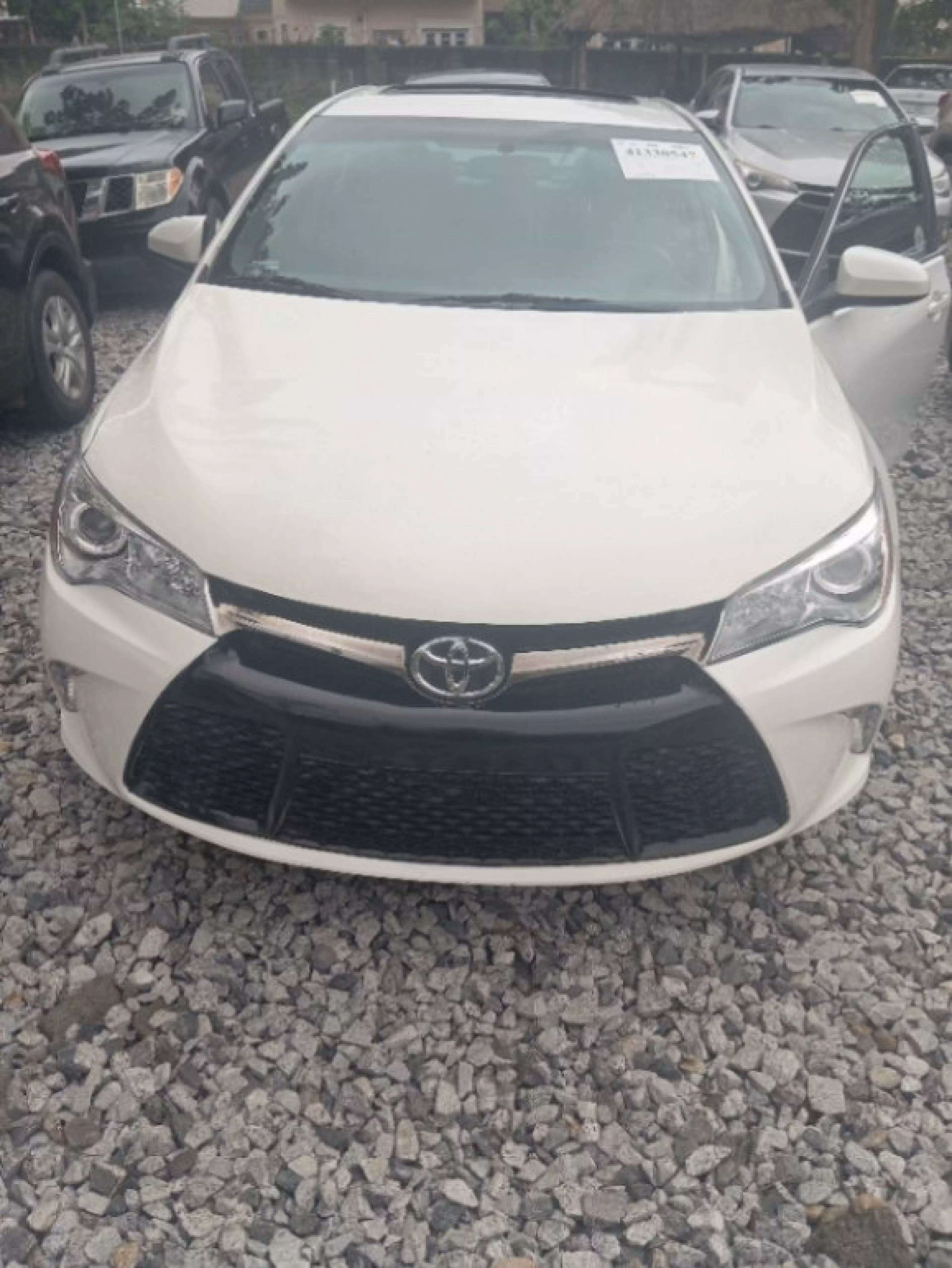 Toyota camry - 2015