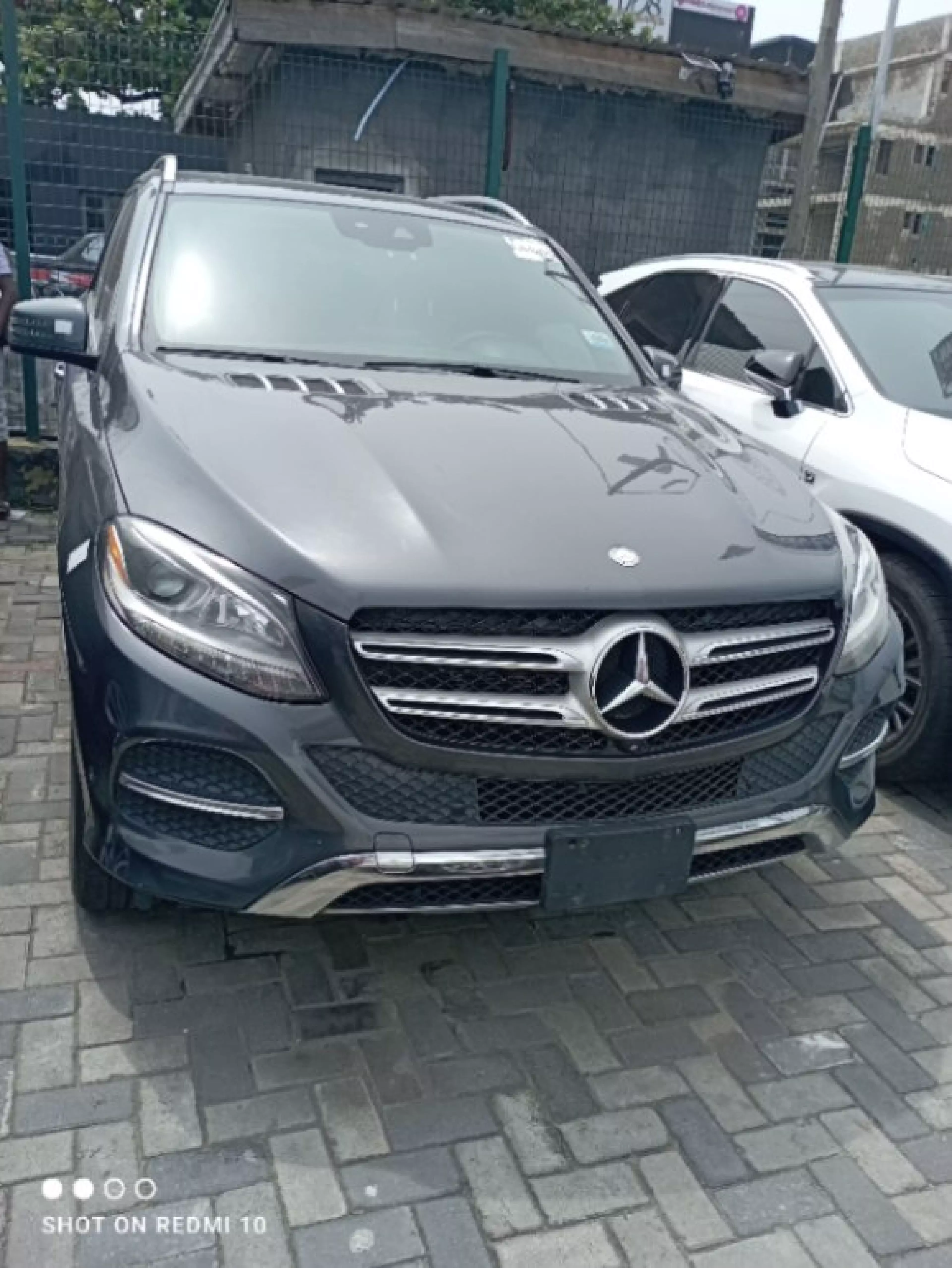 Mercedes-Benz GLE 350 - 2016