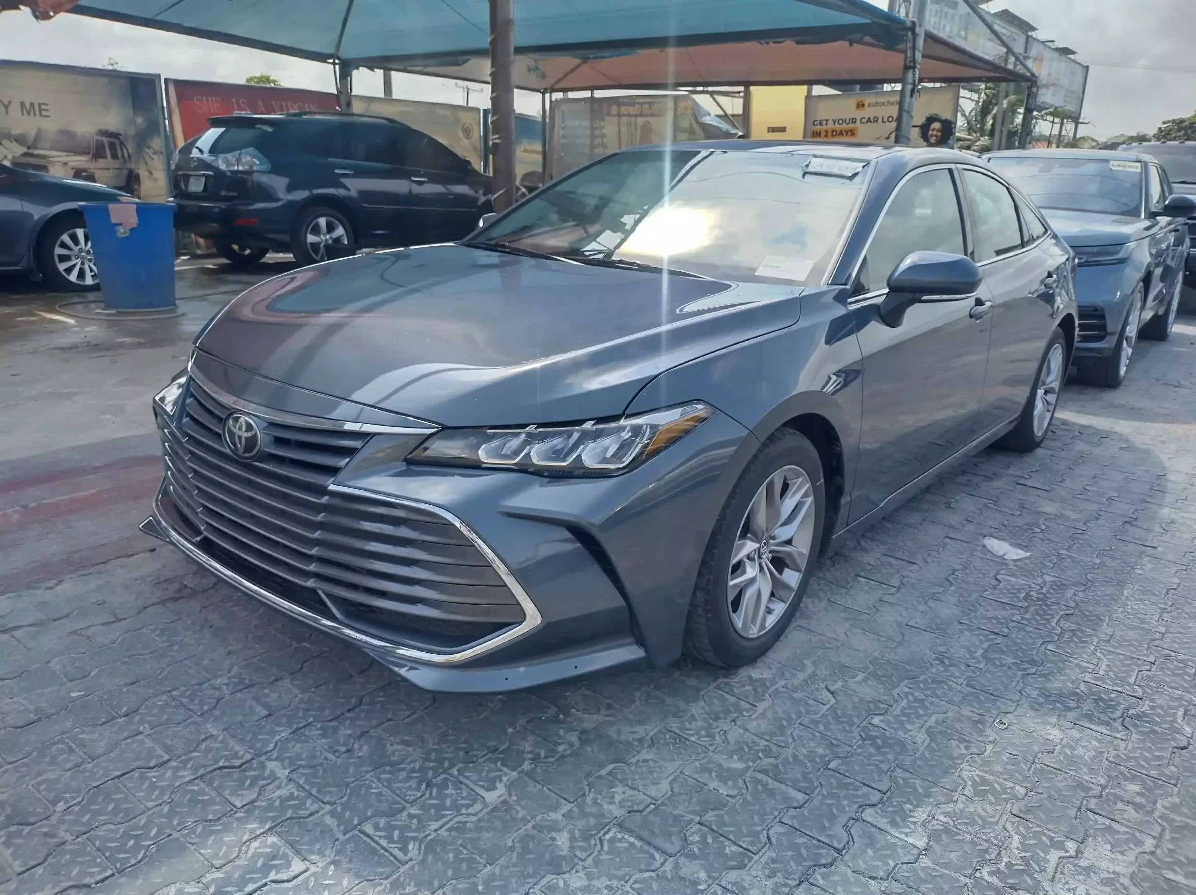 Toyota Avalon - 2019