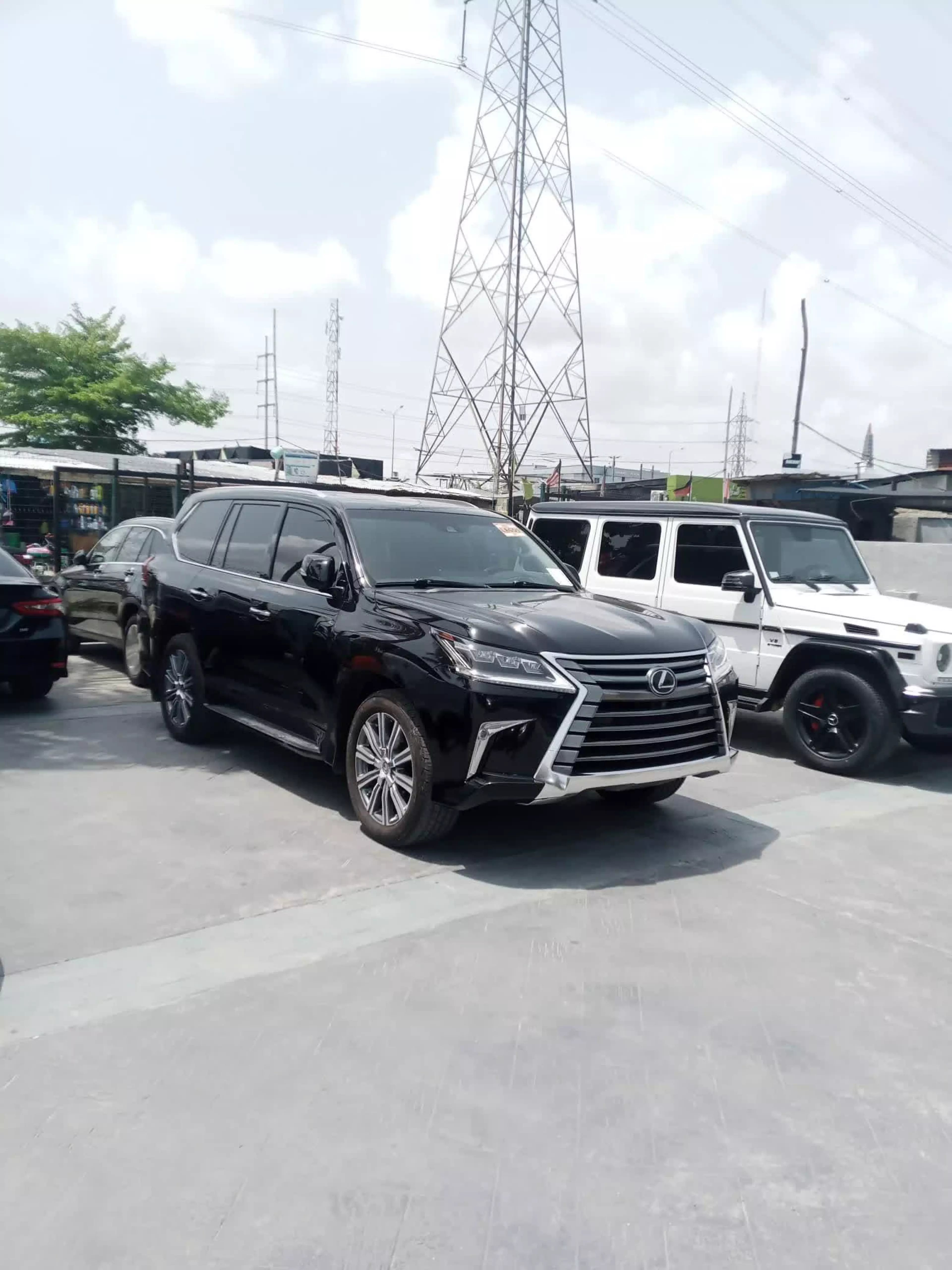Lexus LX 570 - 2017