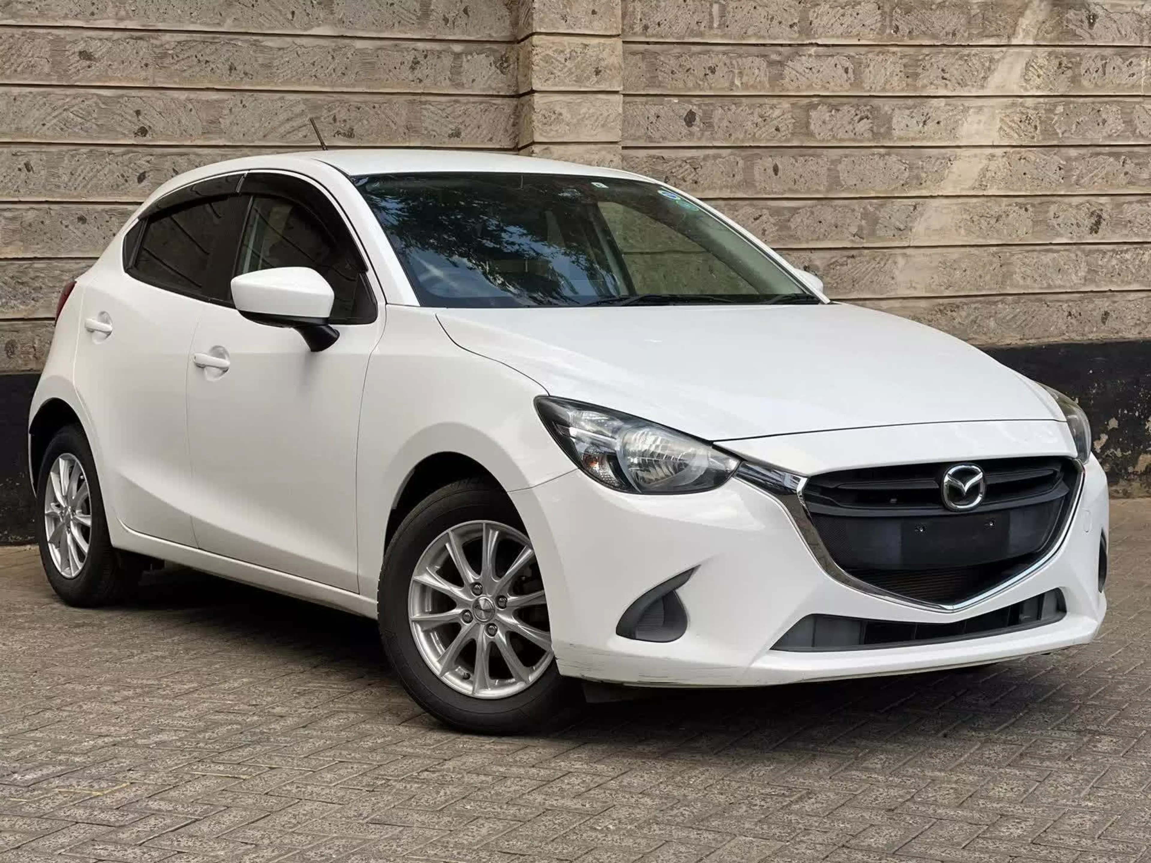 Mazda Demio - 2015
