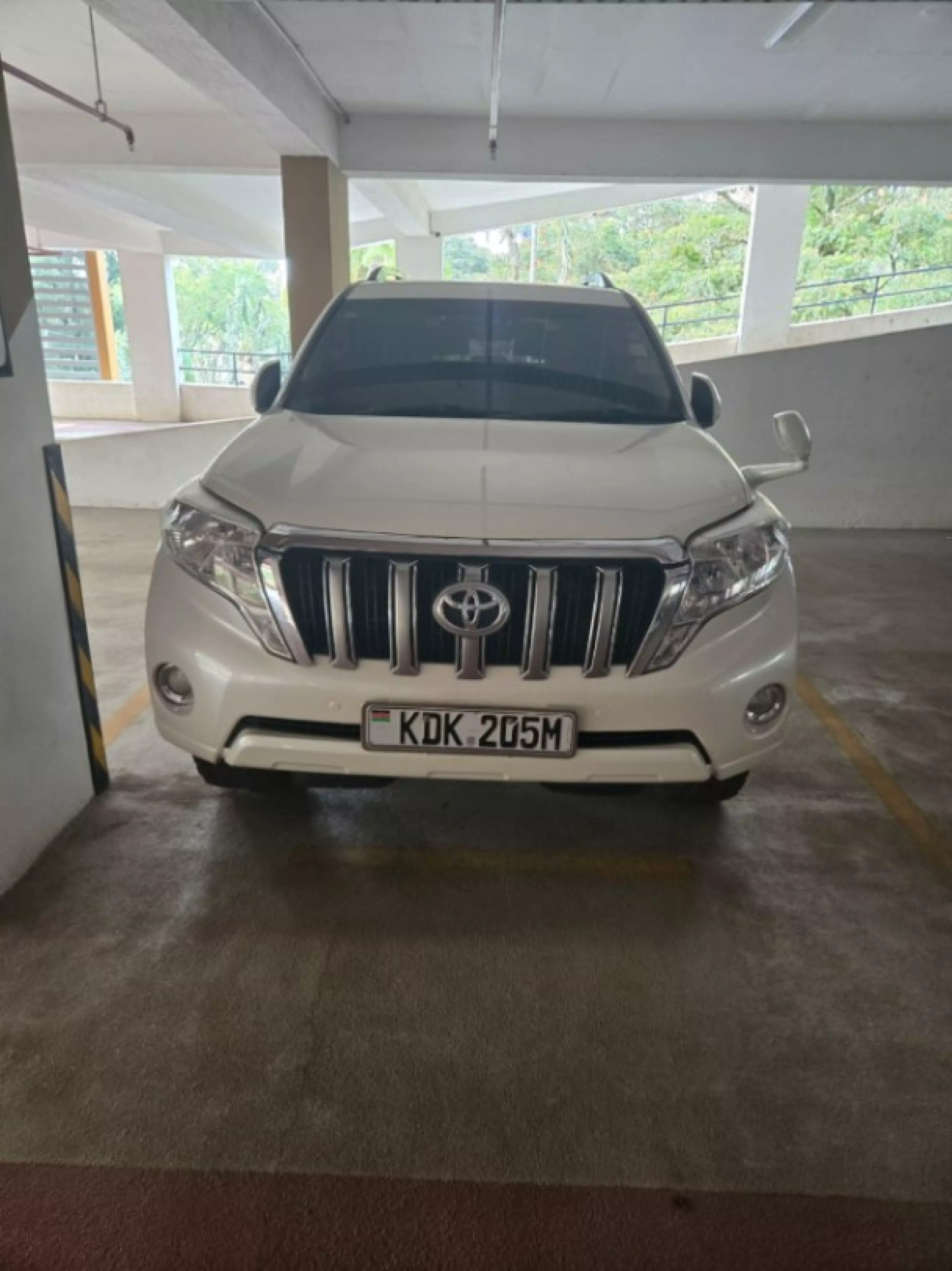 Toyota Landcruiser Prado - 2016