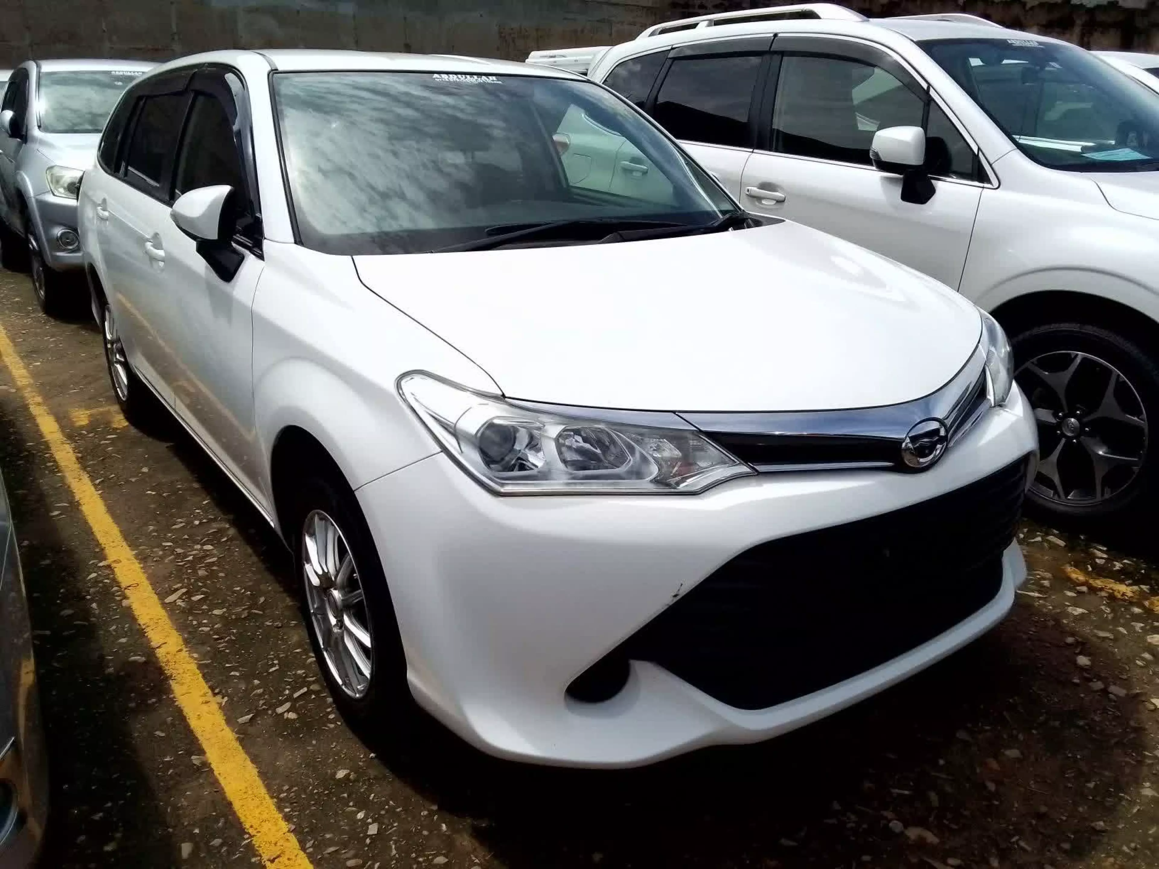 Toyota Fielder  - 2013