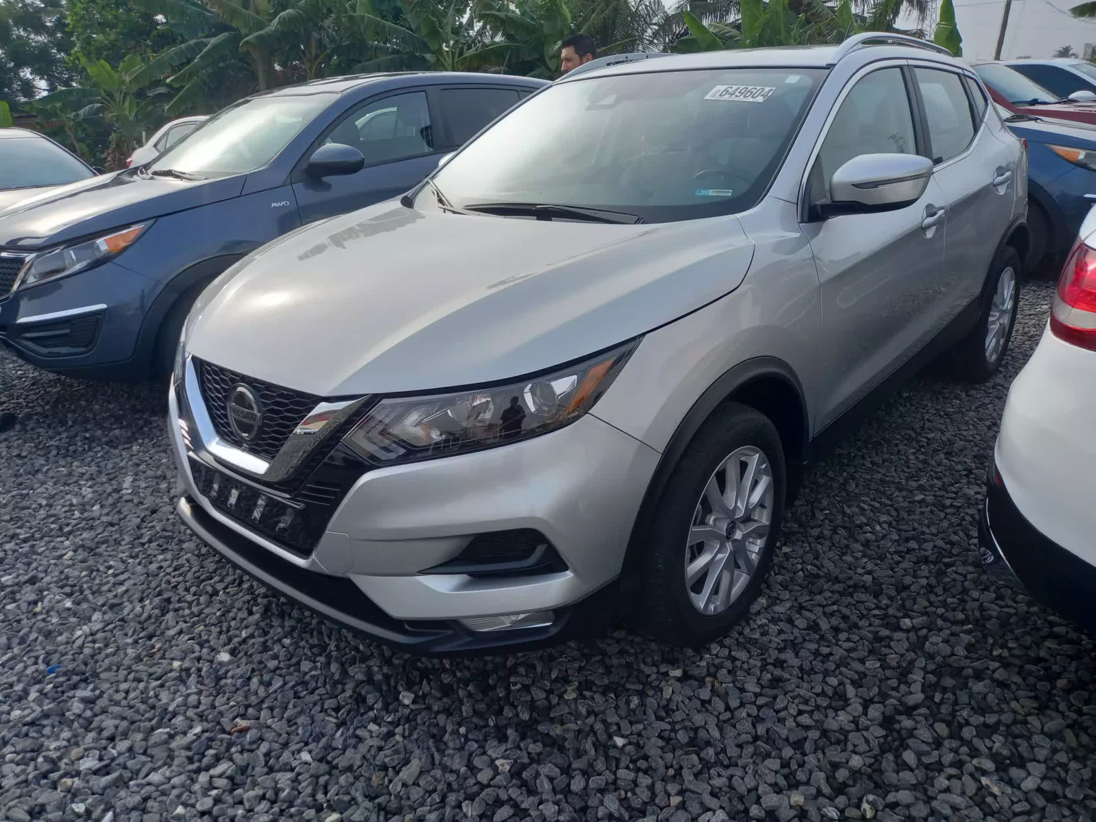 Nissan Rogue - 2021