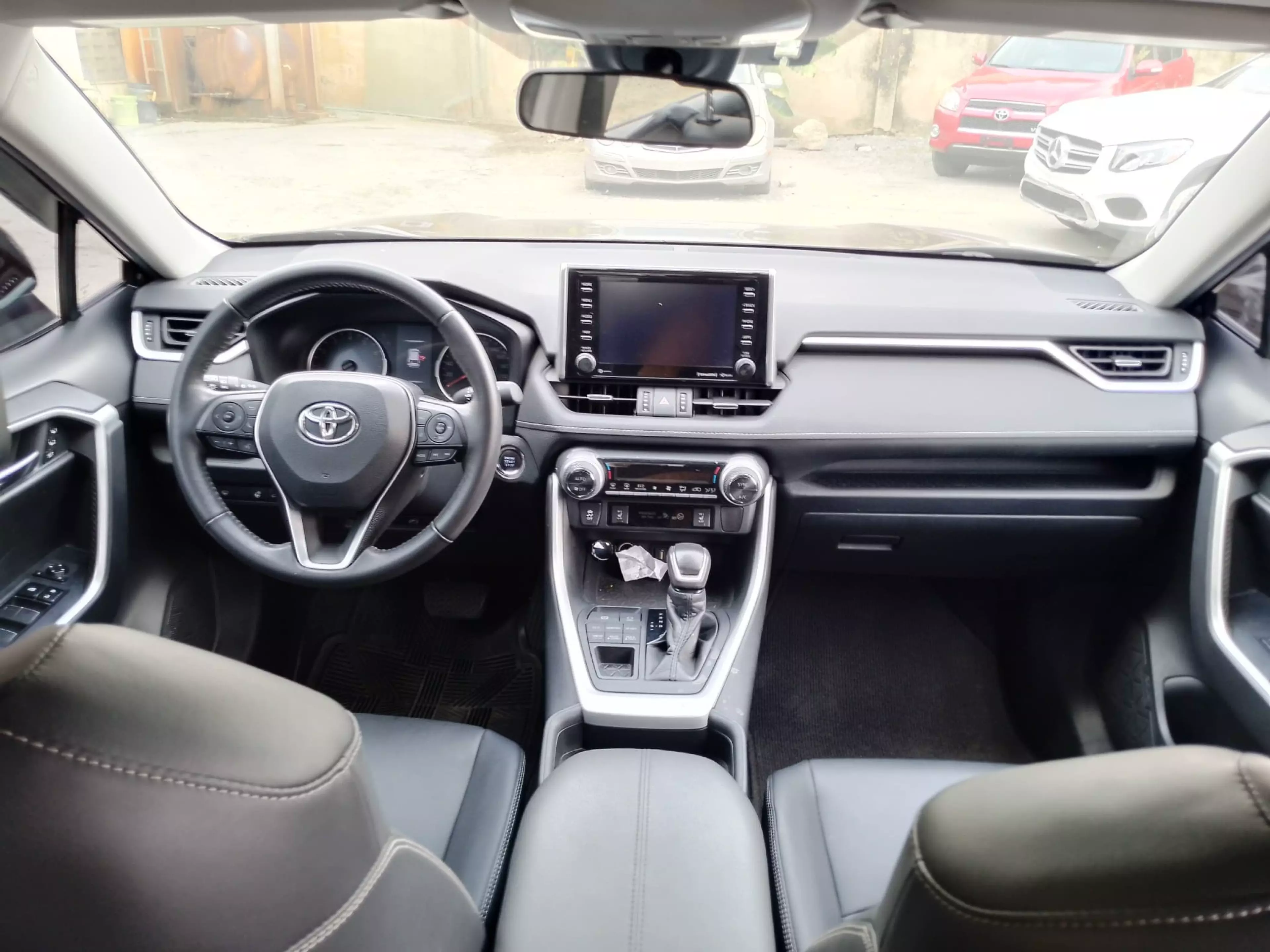 Toyota Rav 4 8AT 2.5l (Adventure Grade)   - 2020