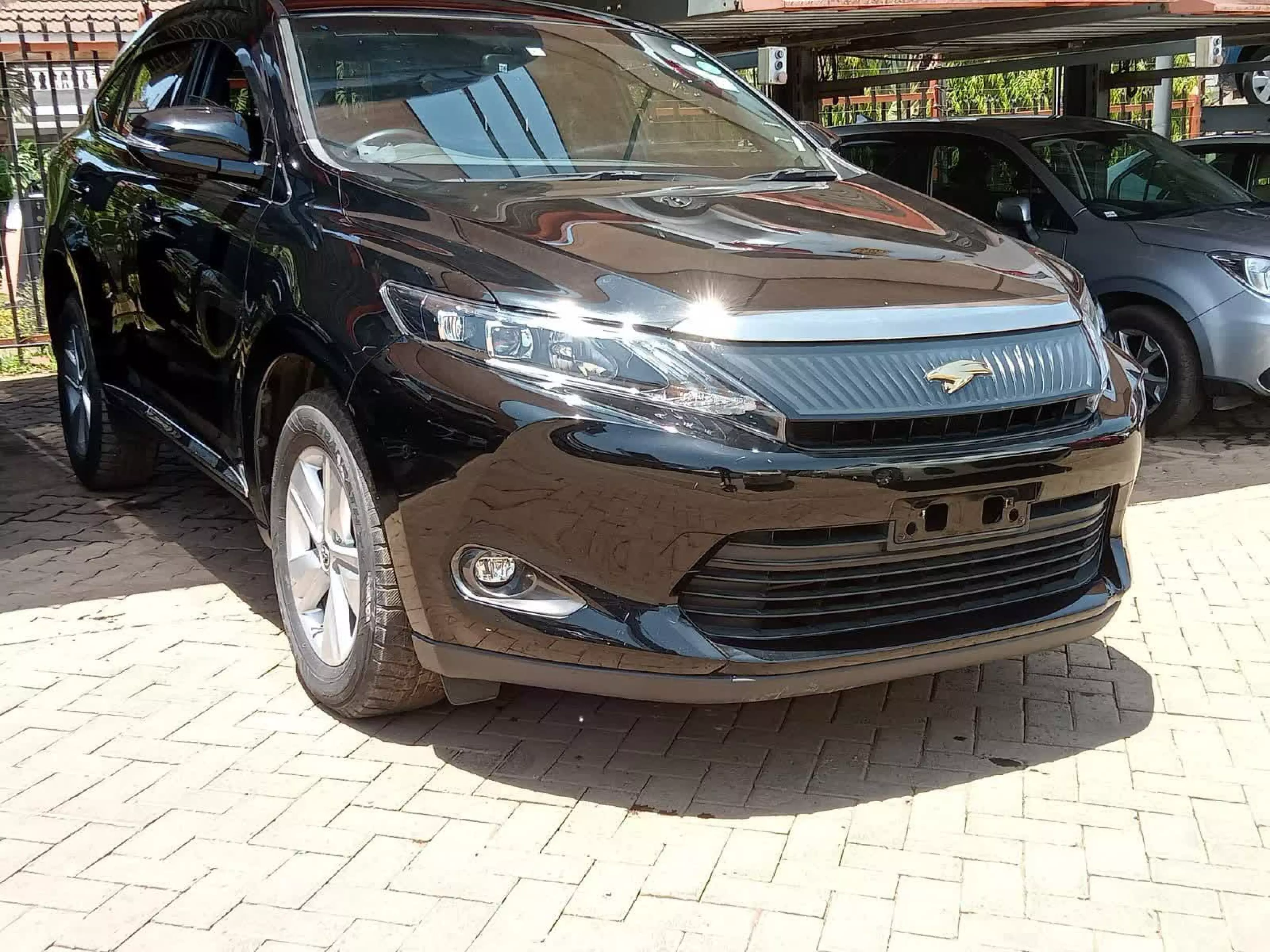Toyota Harrier - 2016