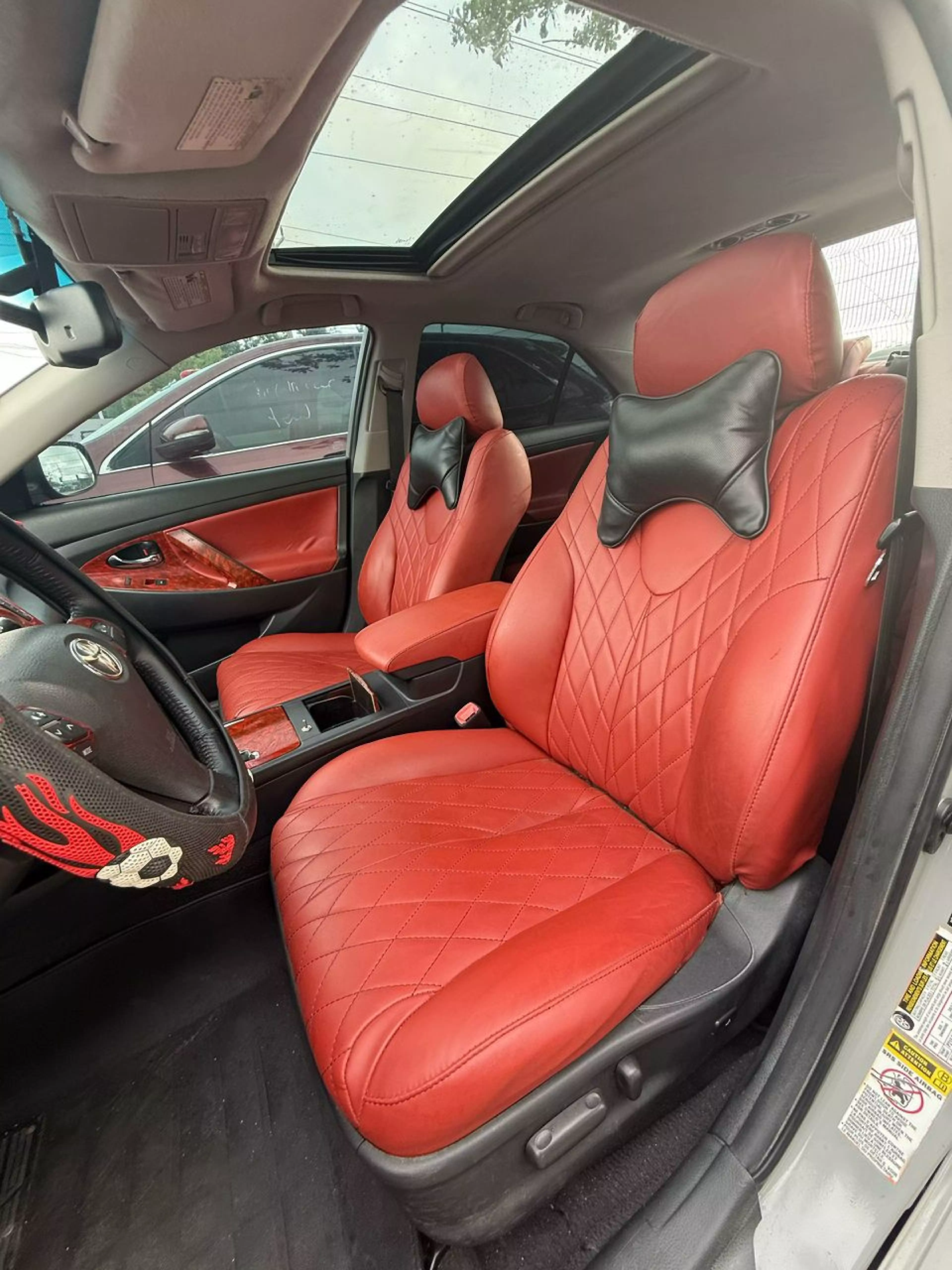 Toyota Camry   - 2011