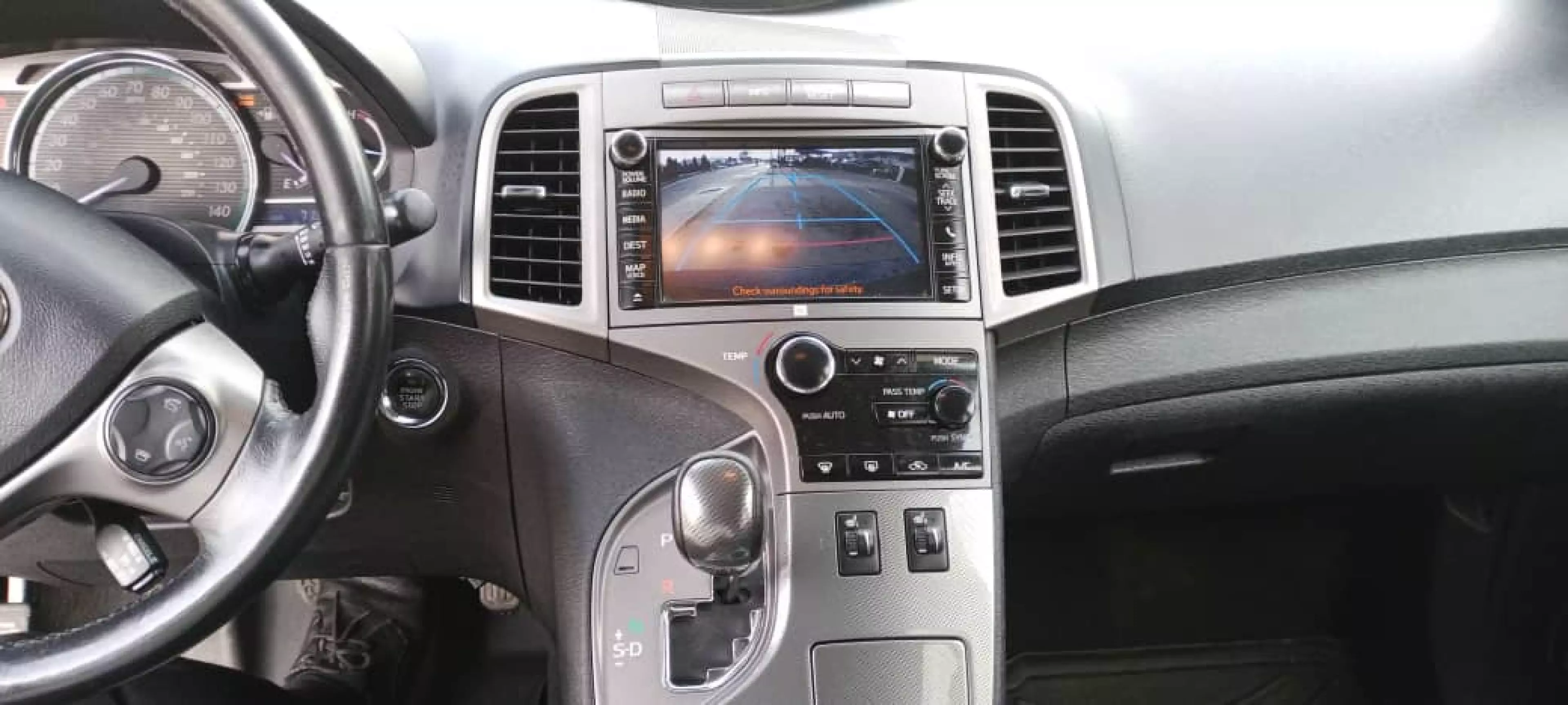 Toyota Venza   - 2014