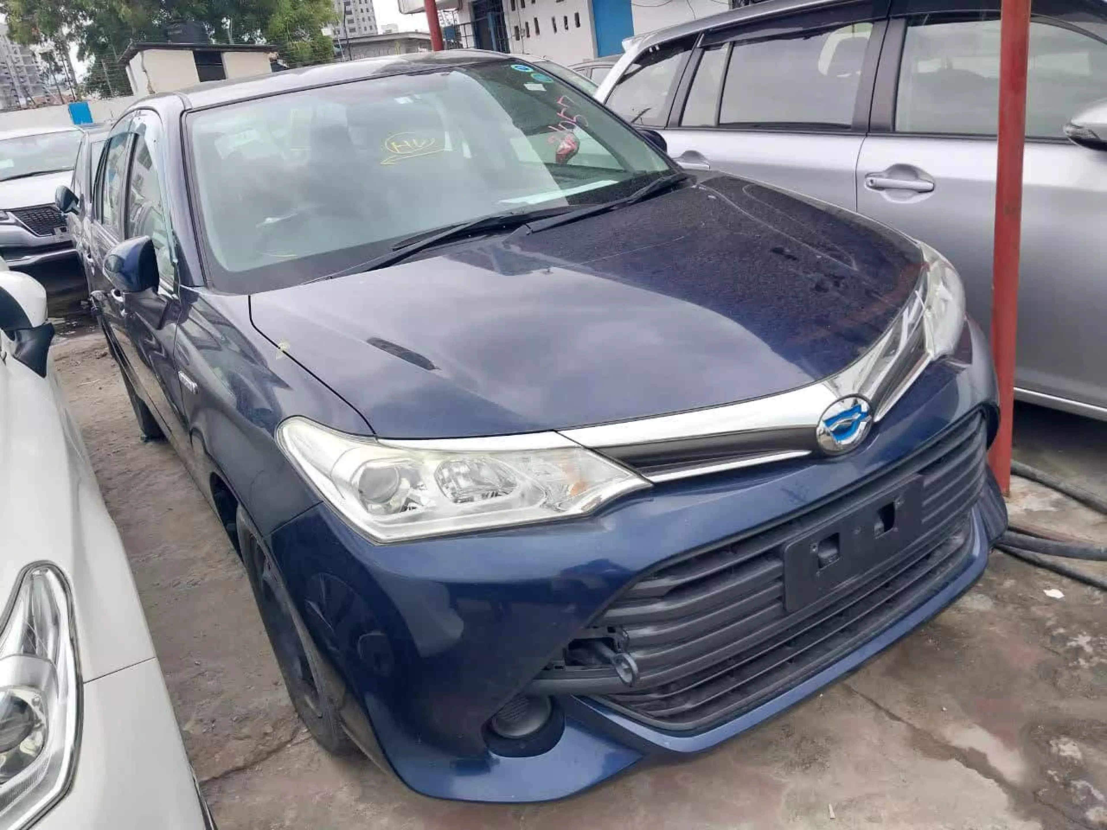Toyota Axio hybrid  - 2016