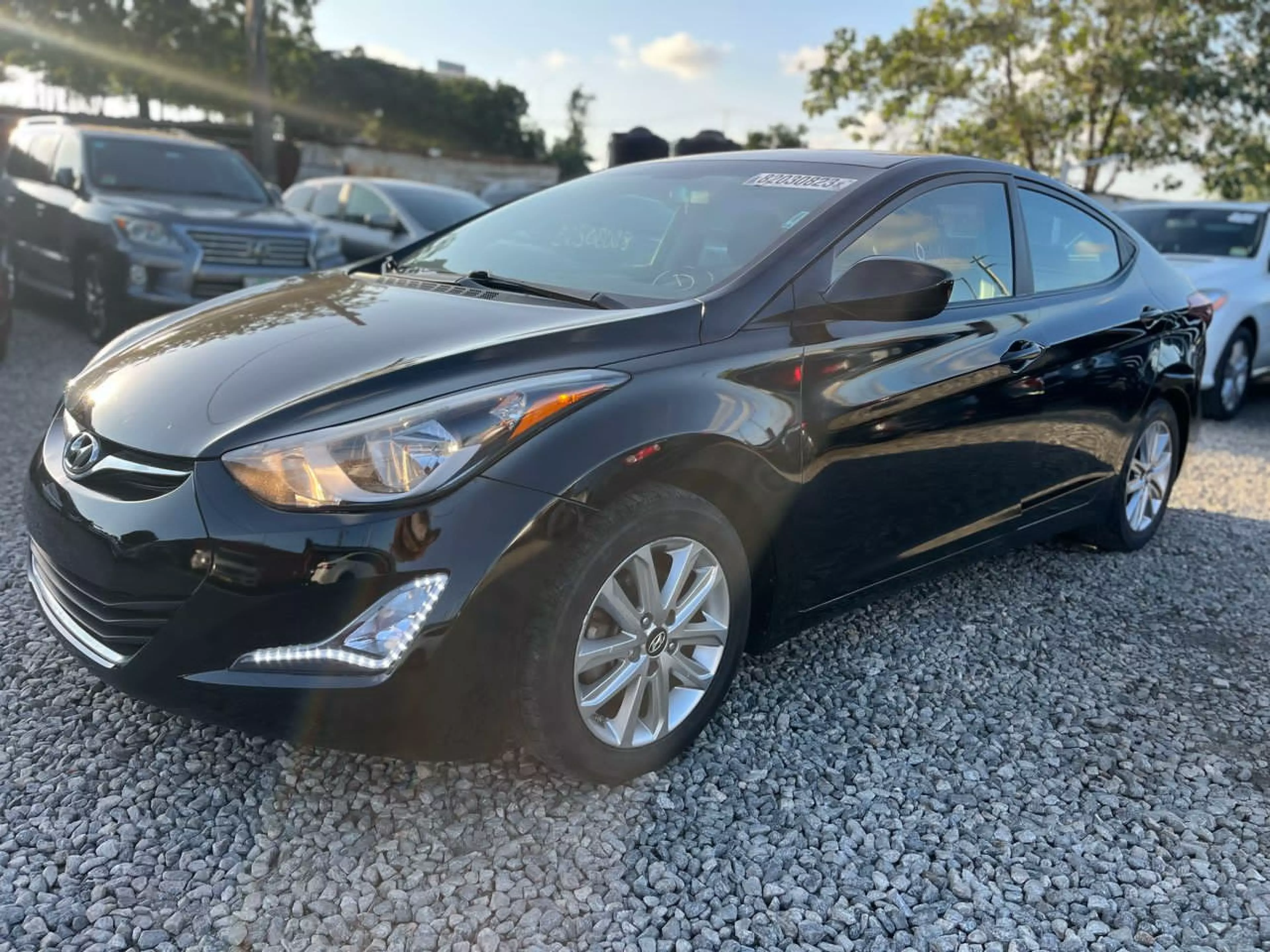 Hyundai Elantra   - 2014