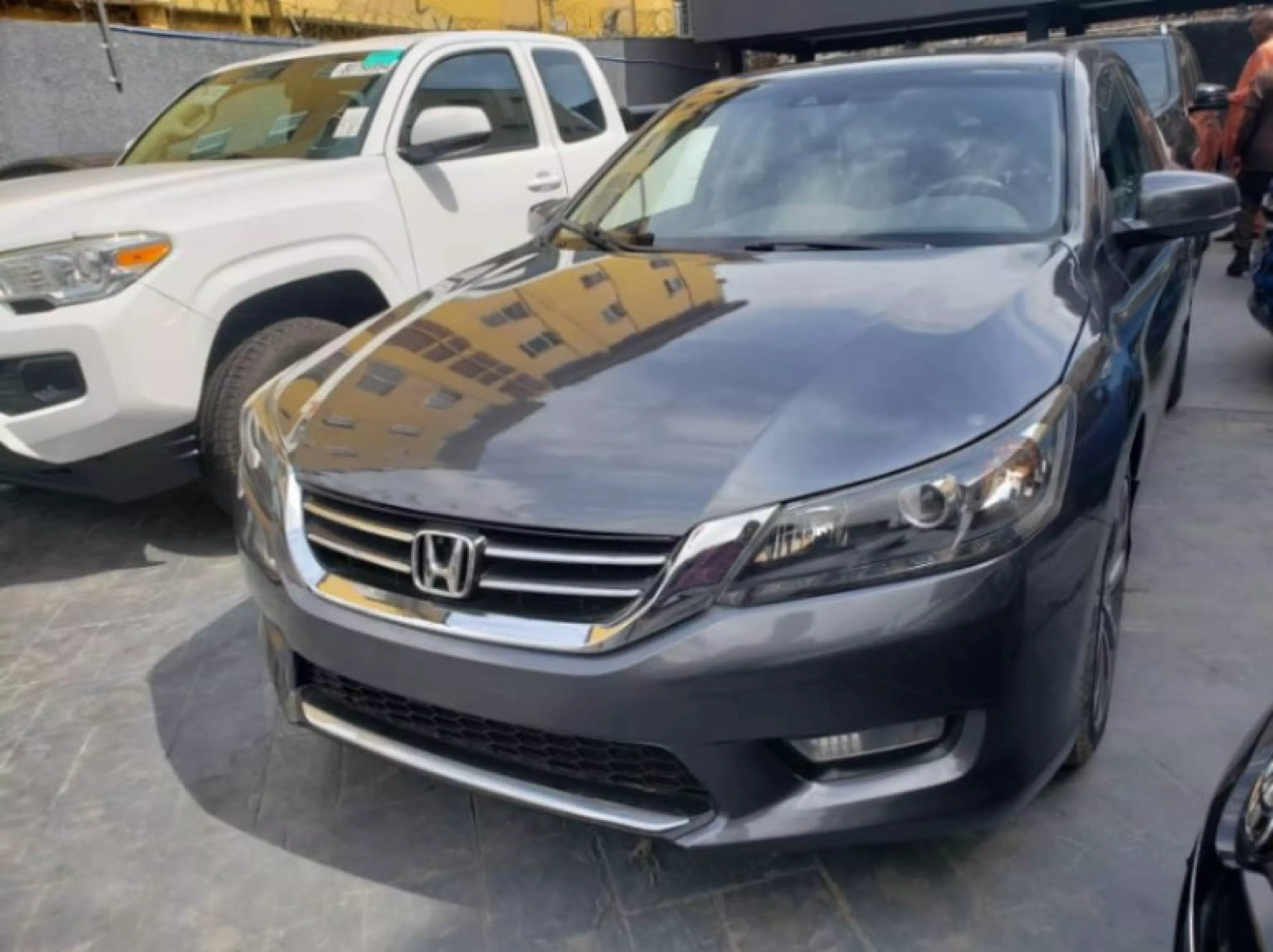 Honda Accord - 2013