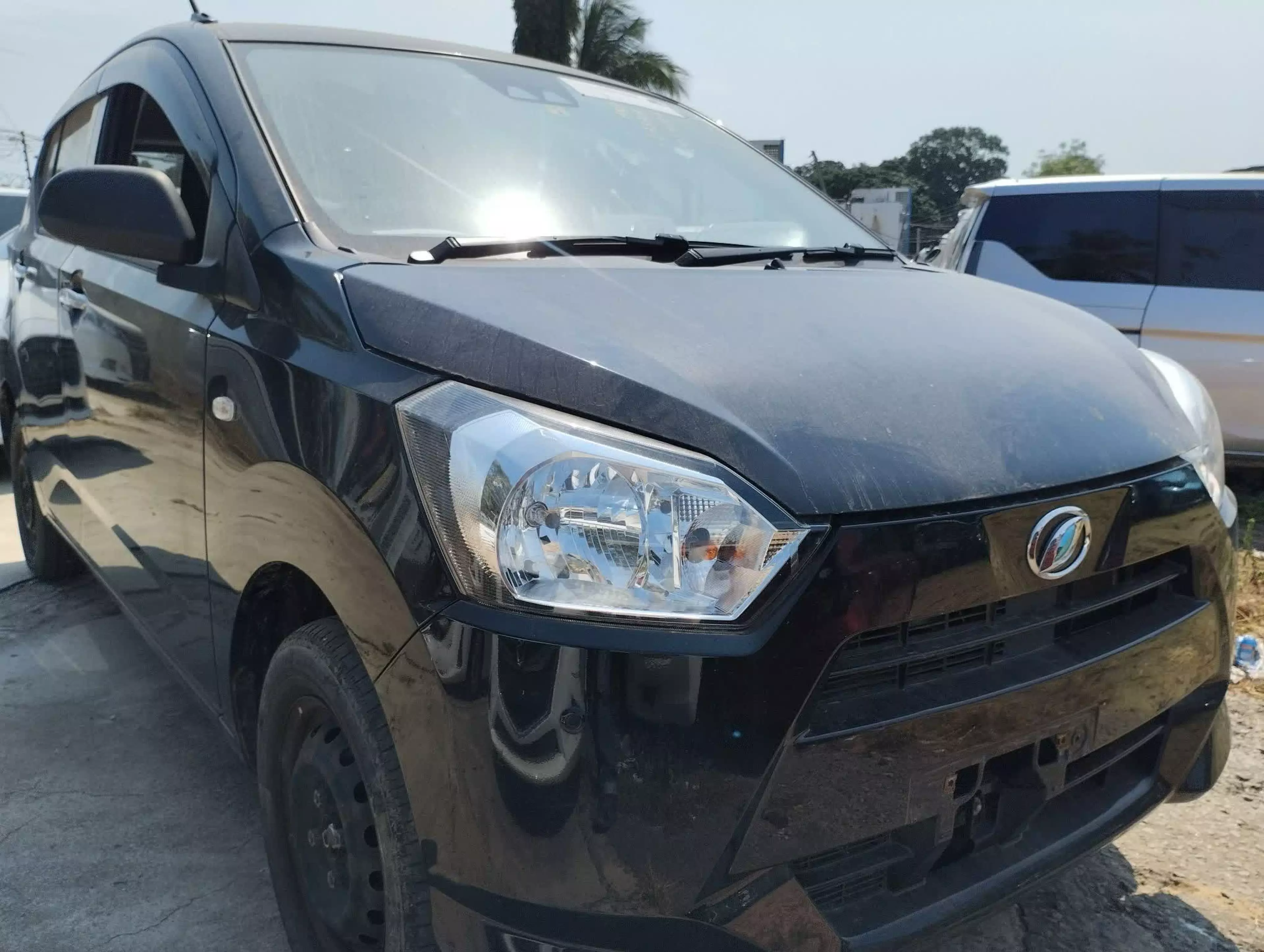 Daihatsu Mira  - 2017