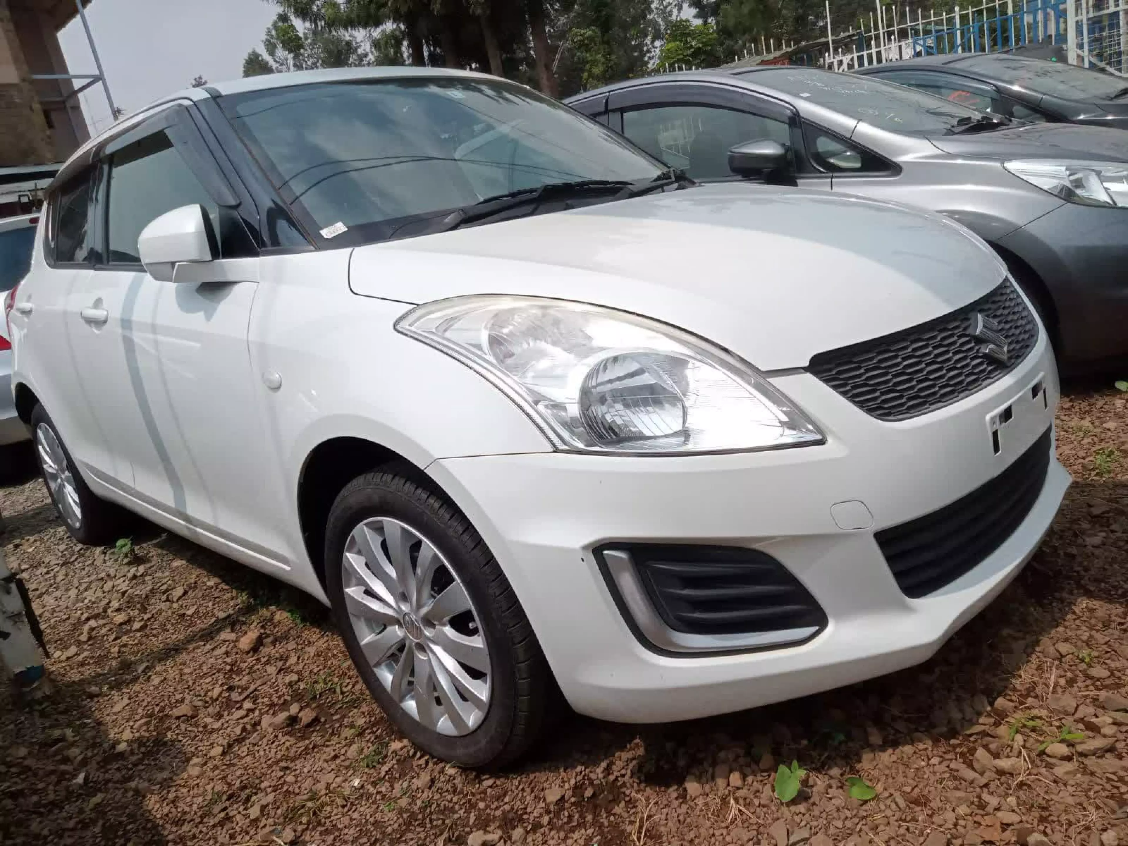 SUZUKI Swift RS - 2015