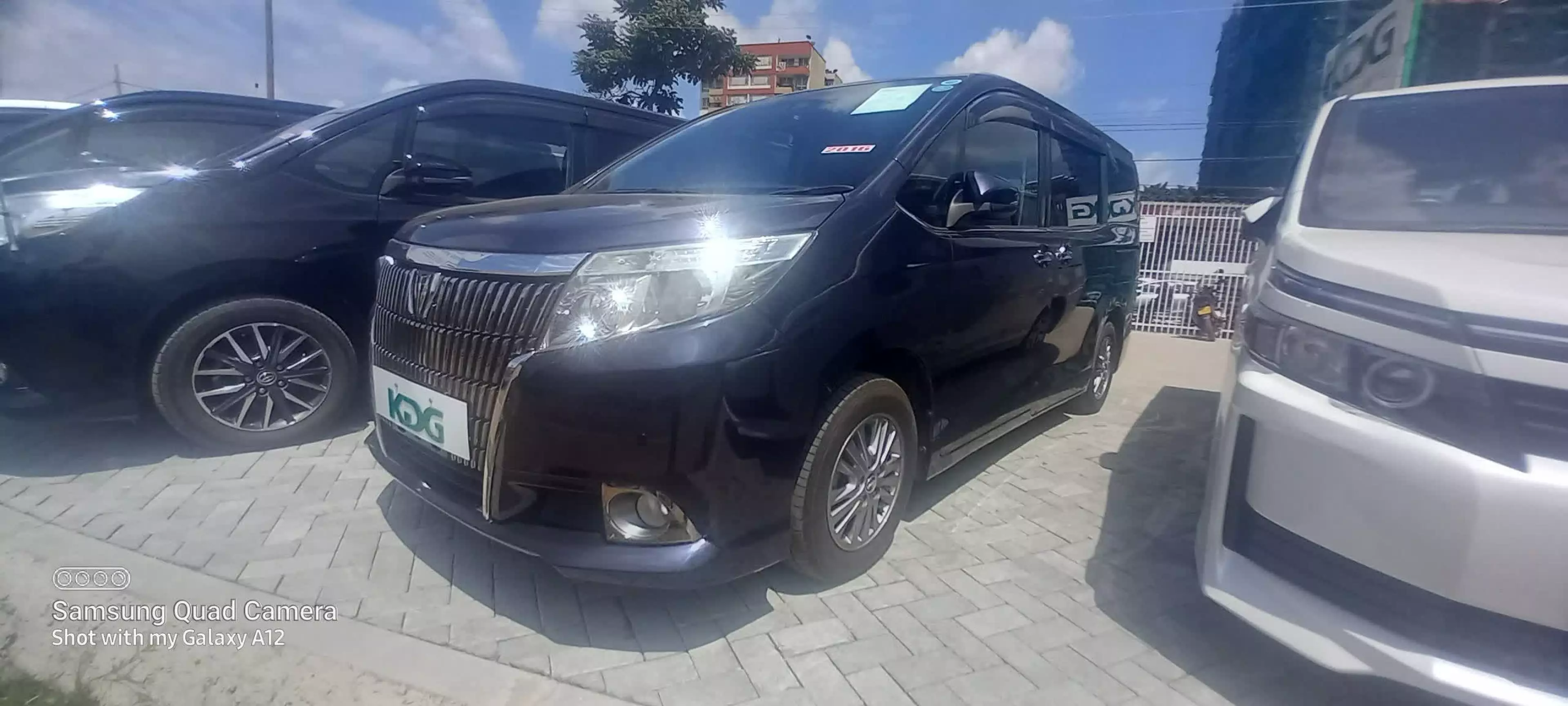Toyota esquire - 2016
