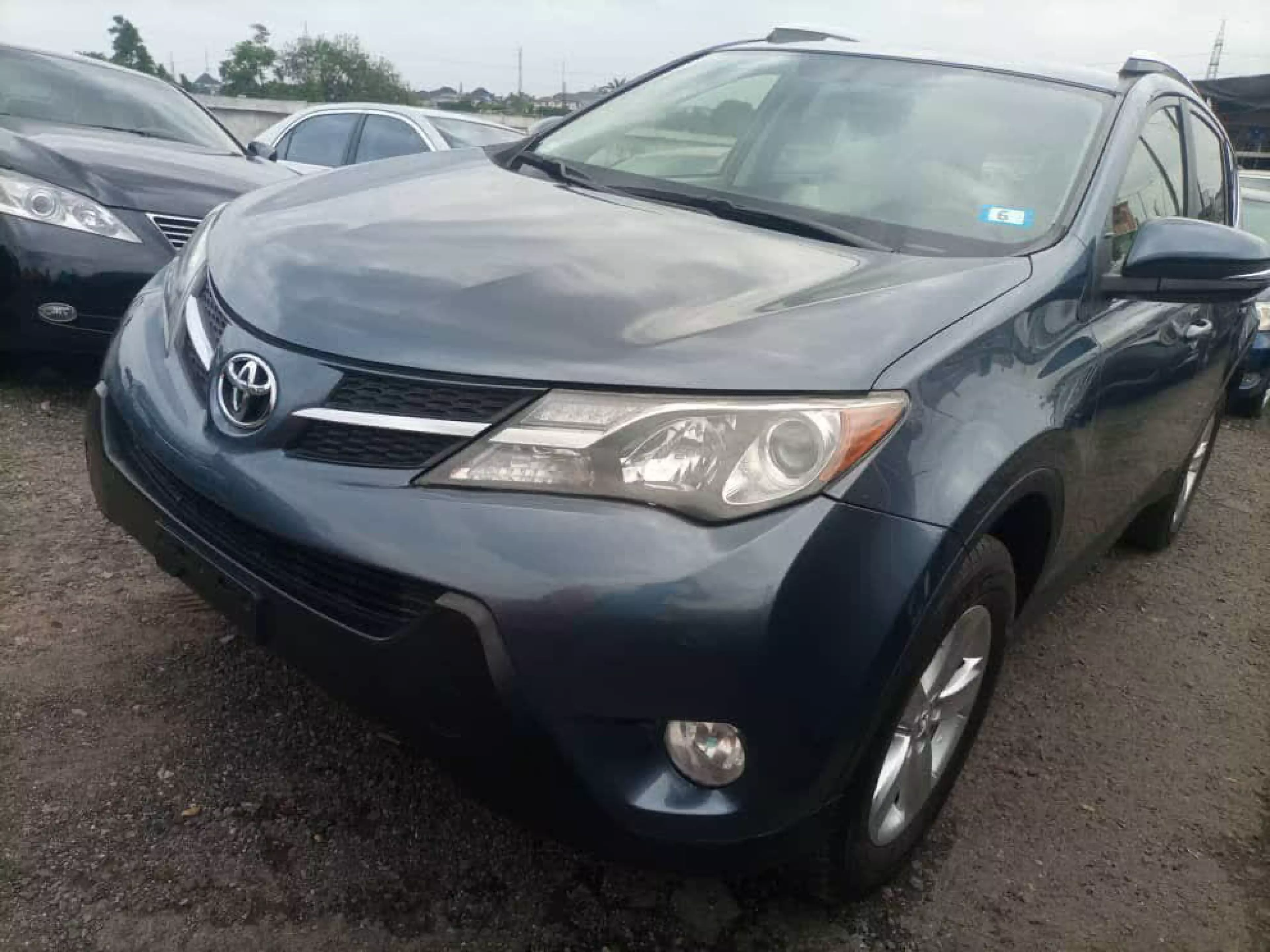 Toyota RAV 4 - 2013