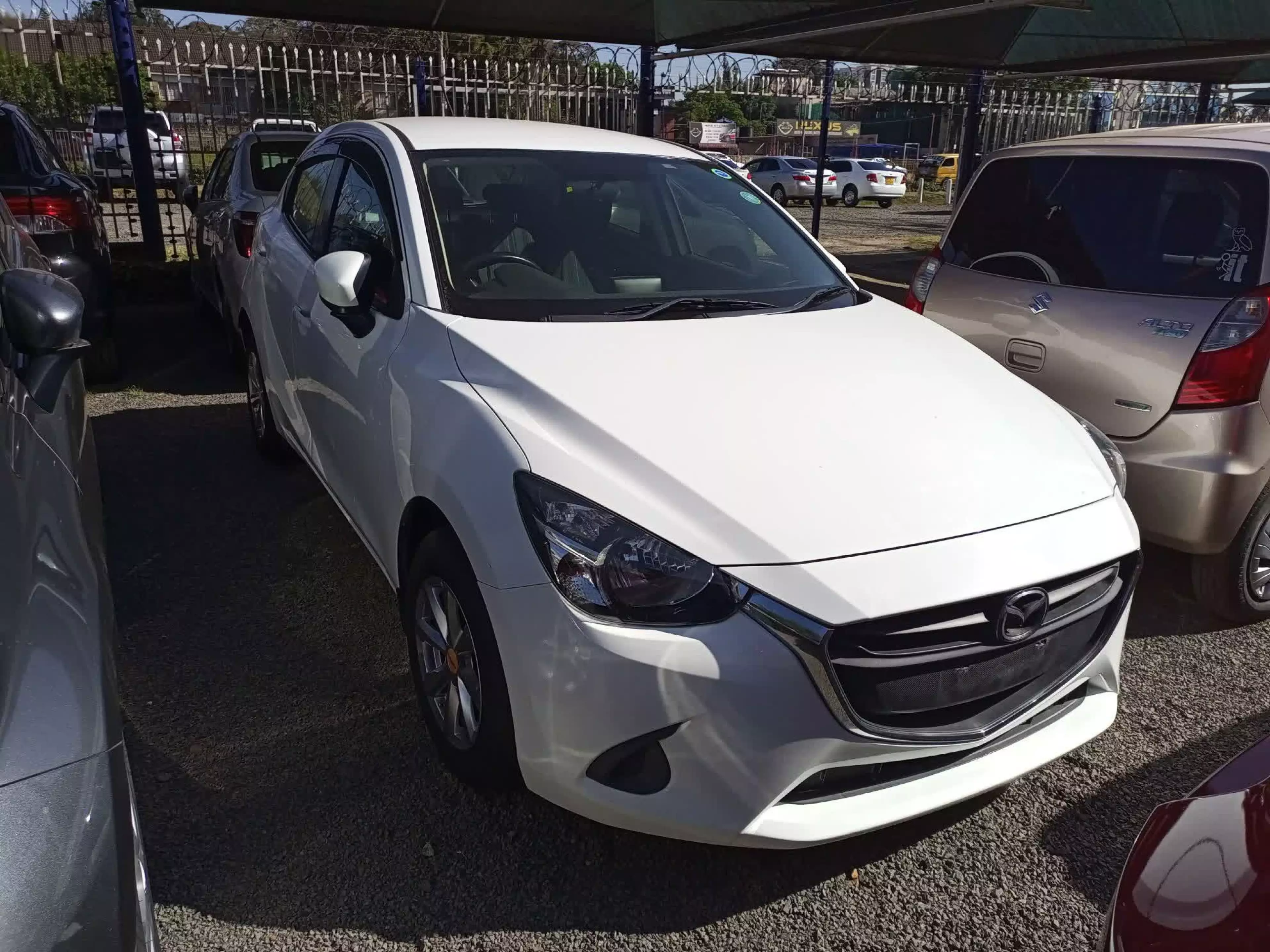Mazda Demio  - 2015