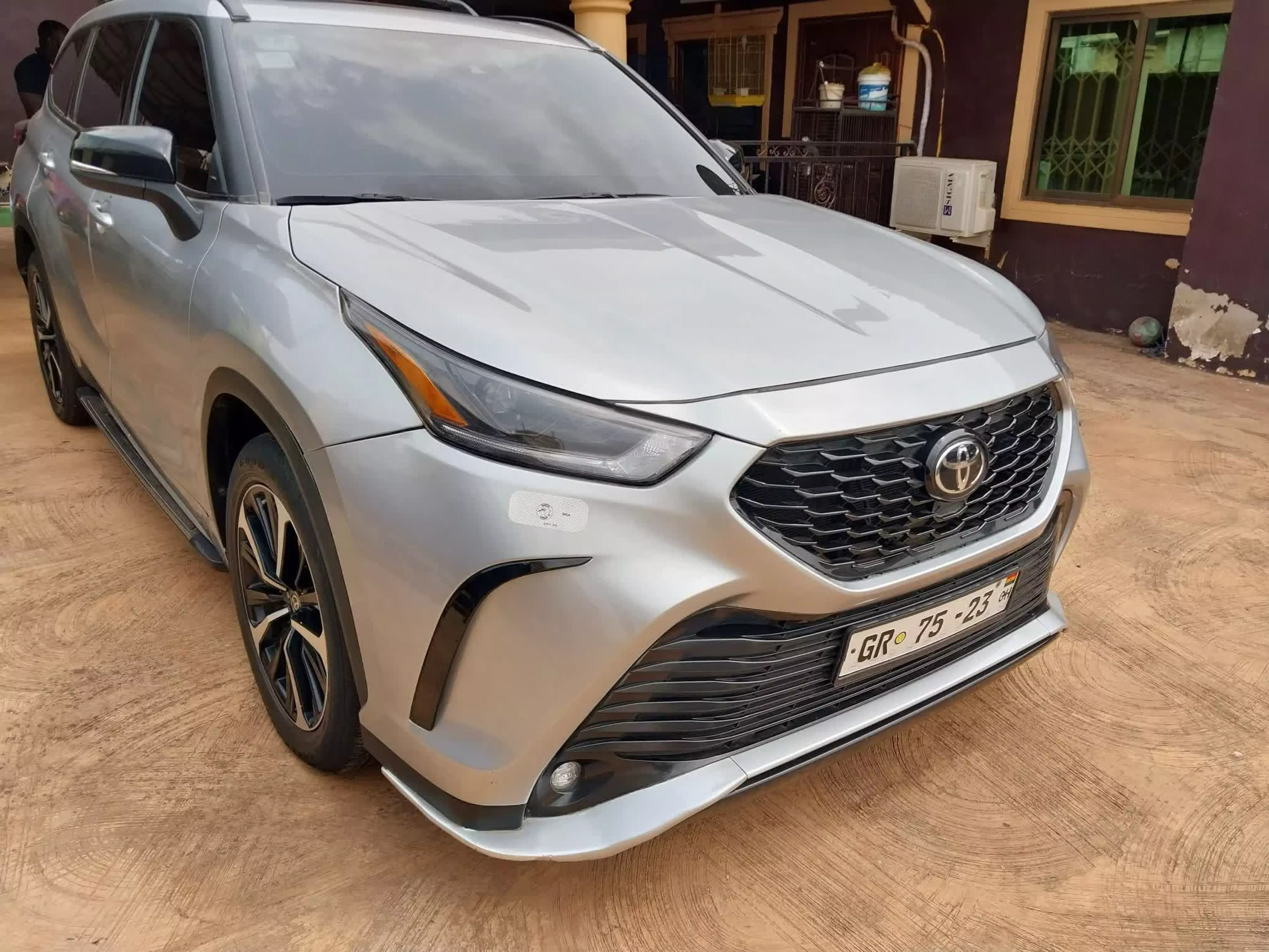 Toyota Highlander - 2021