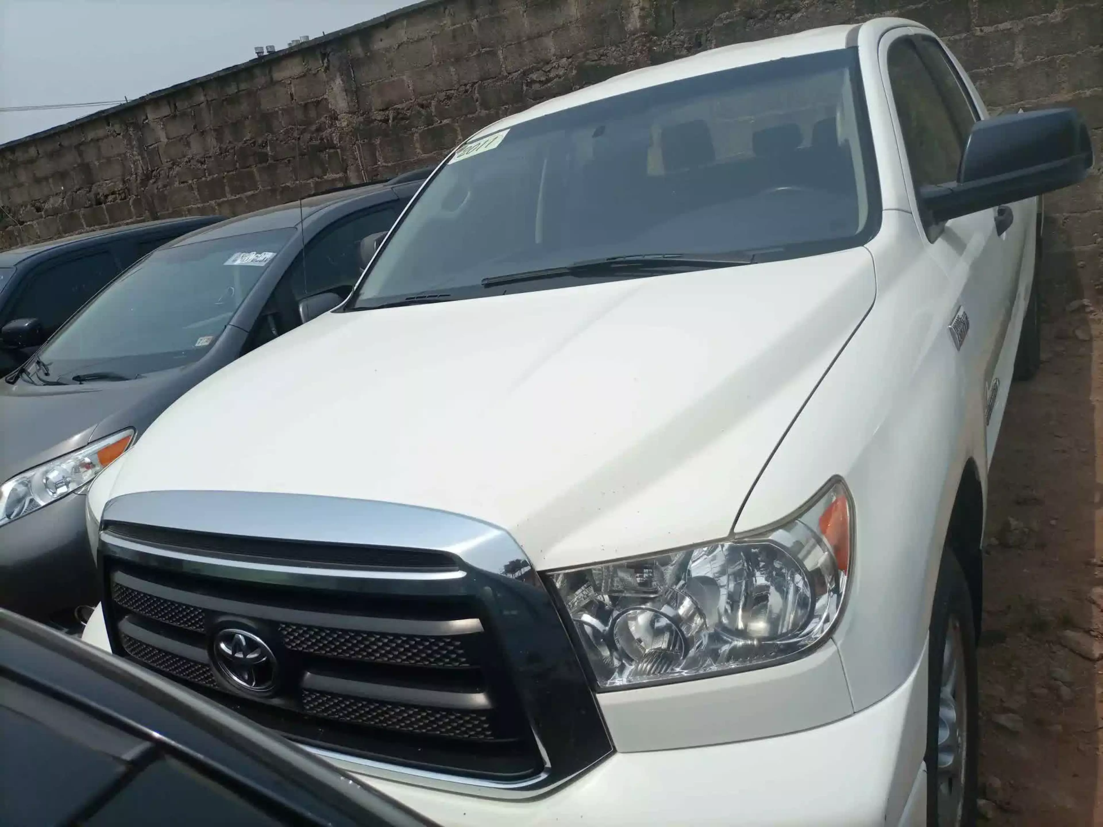 Toyota Tundra - 2011