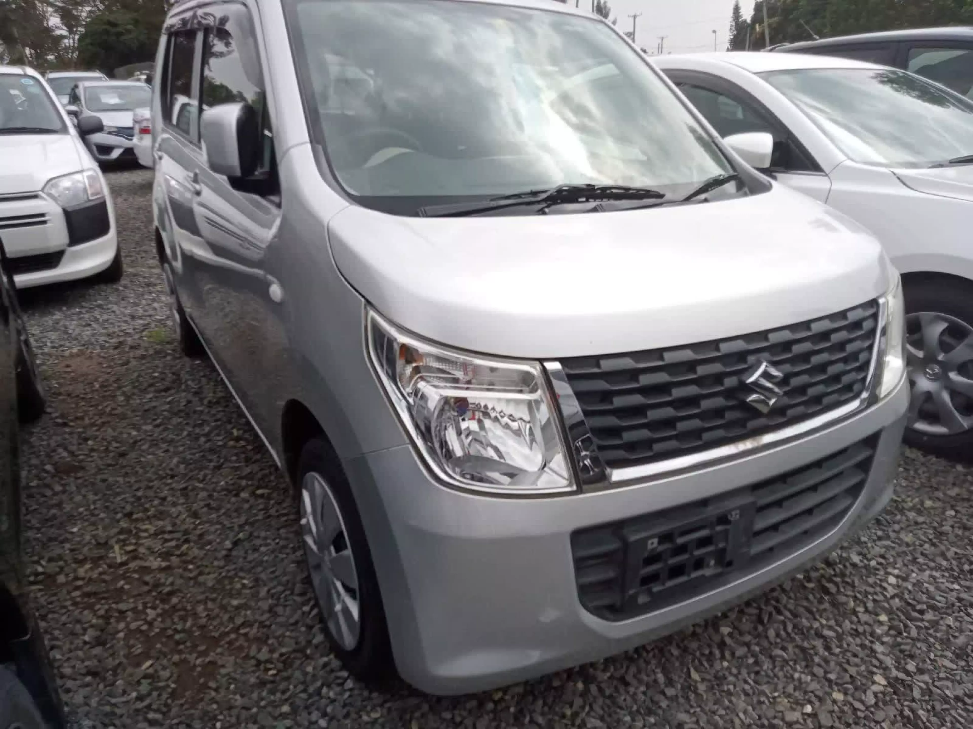 SUZUKI Wagon R+ - 2015