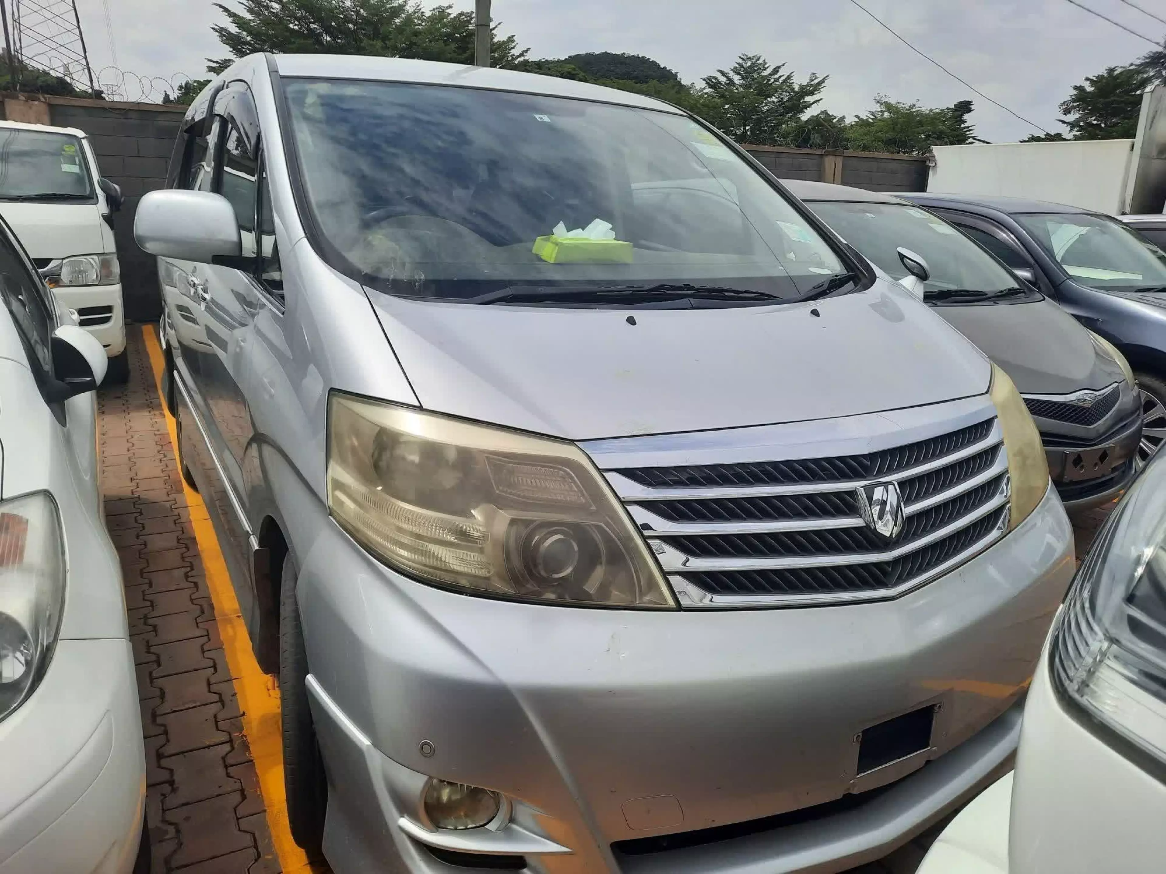 Toyota Alphard - 2007