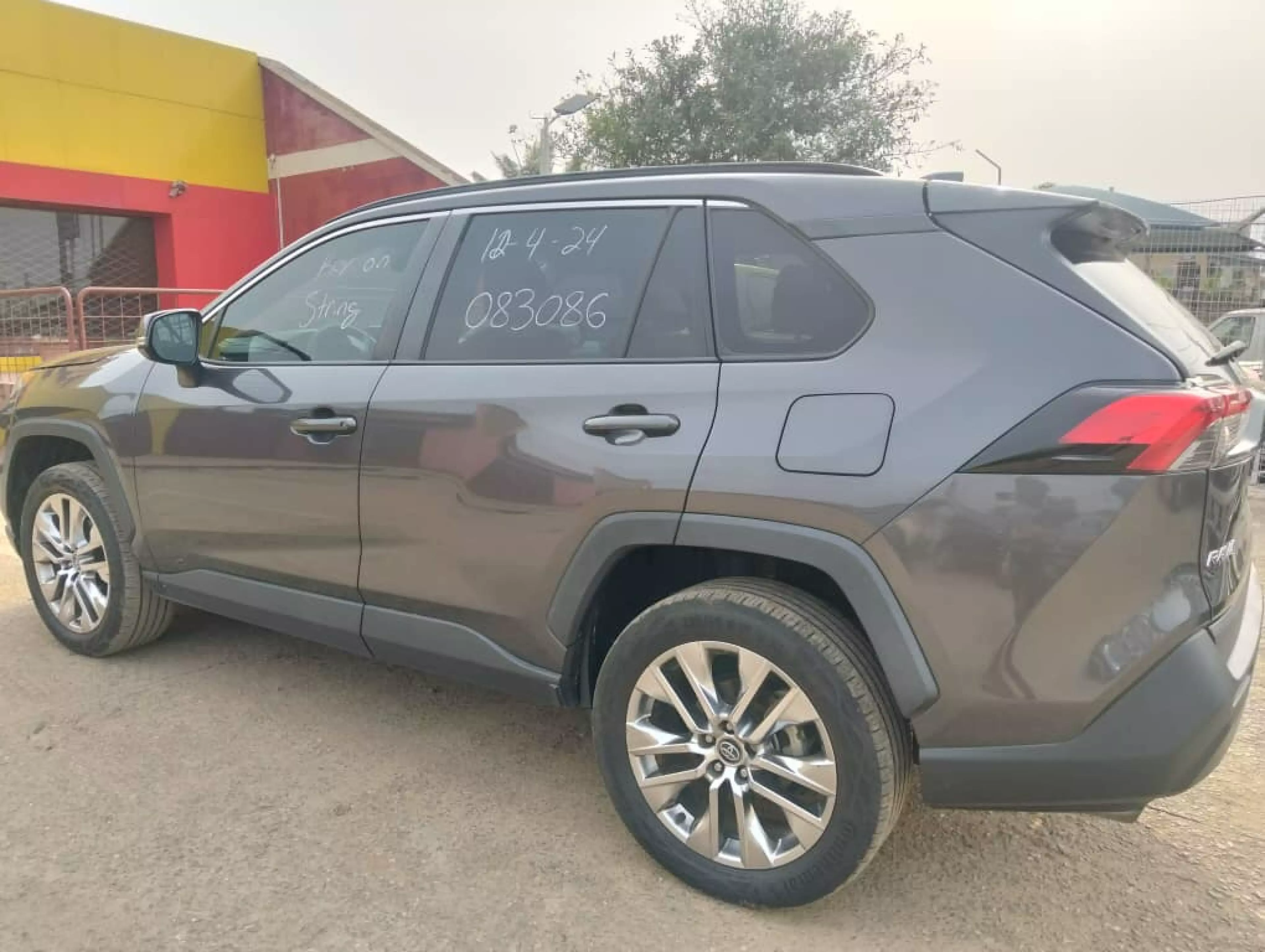Toyota RAV4   - 2020