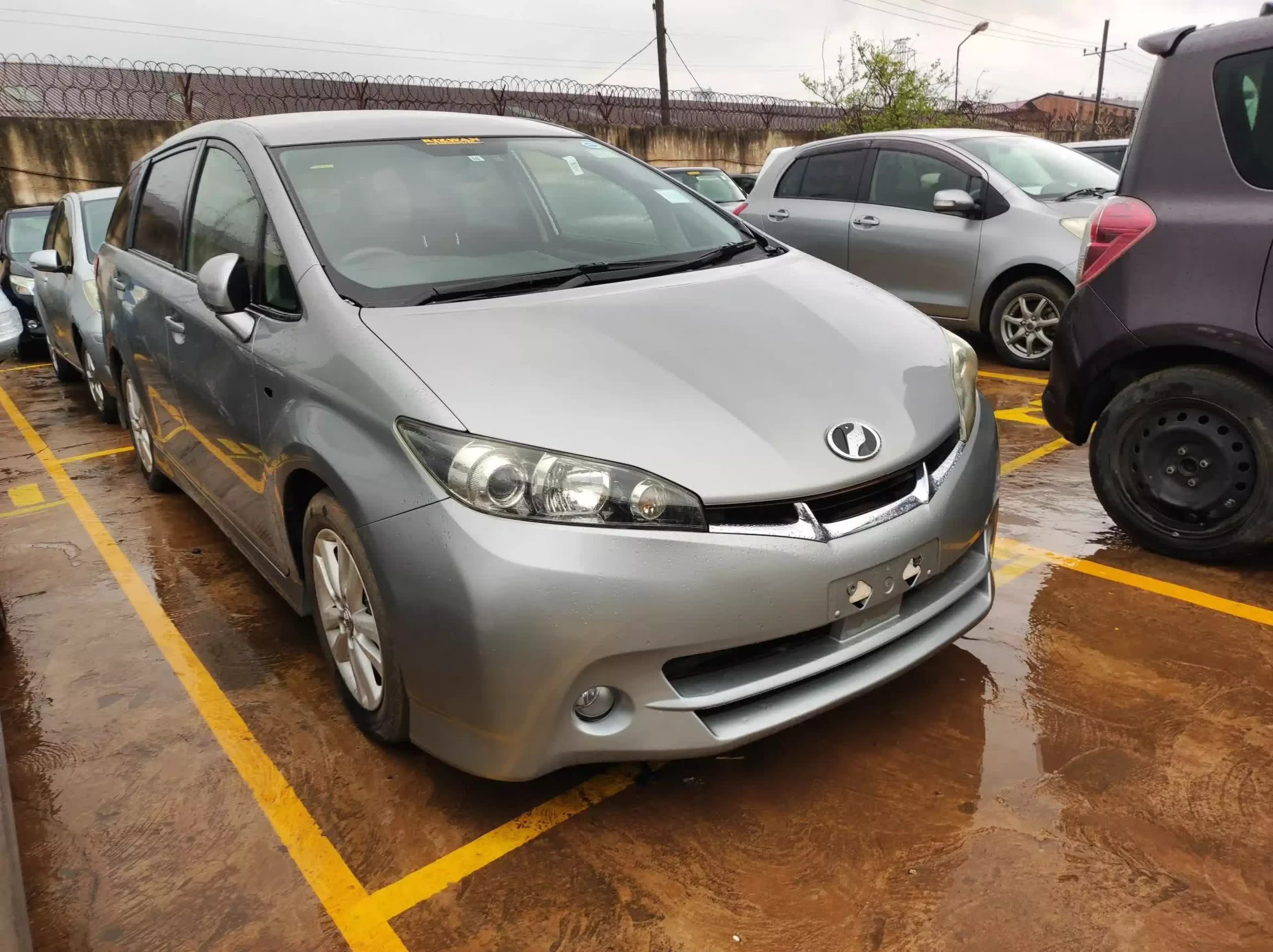 Toyota Wish - 2010