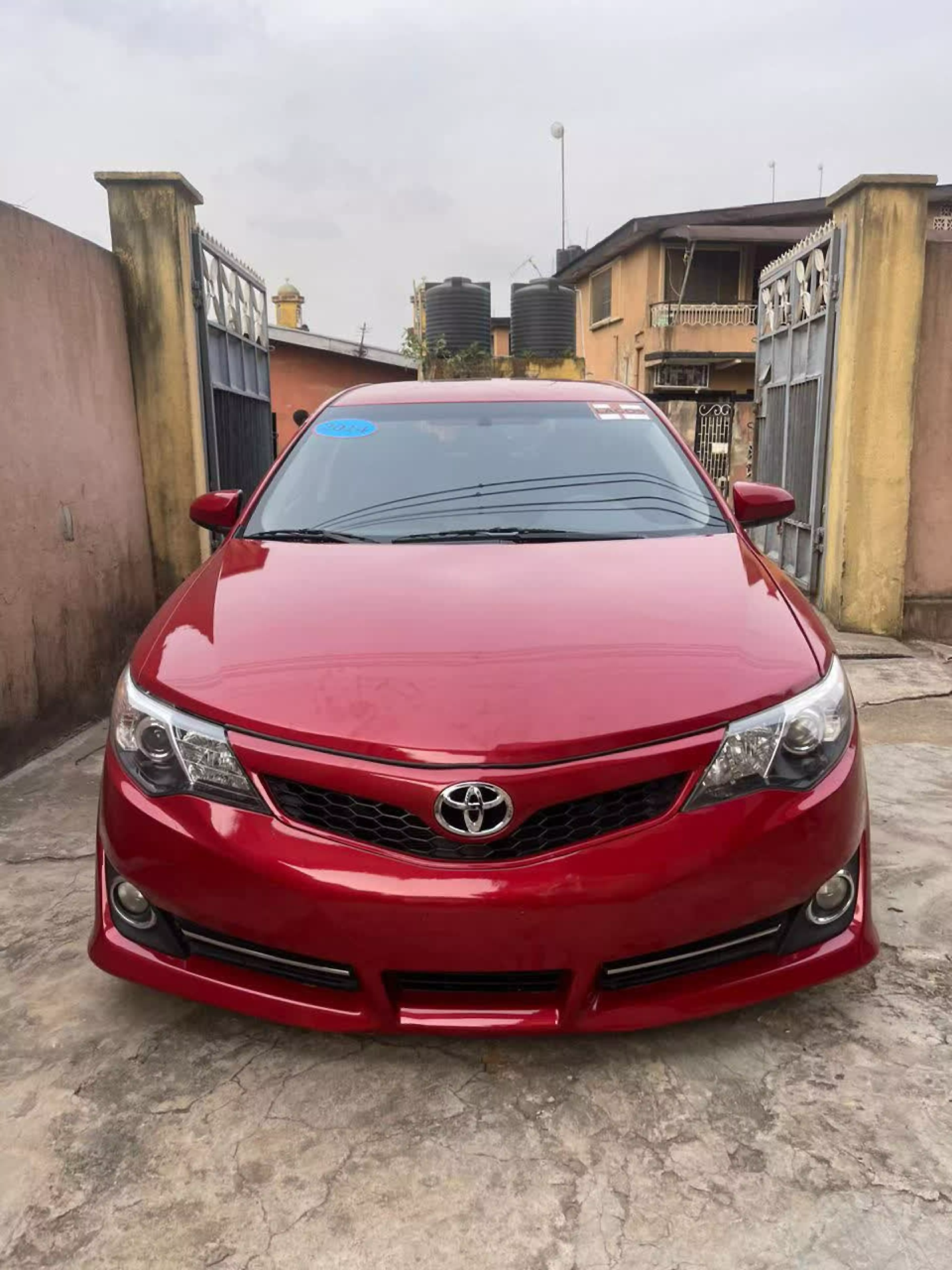 Toyota Camry - 2014